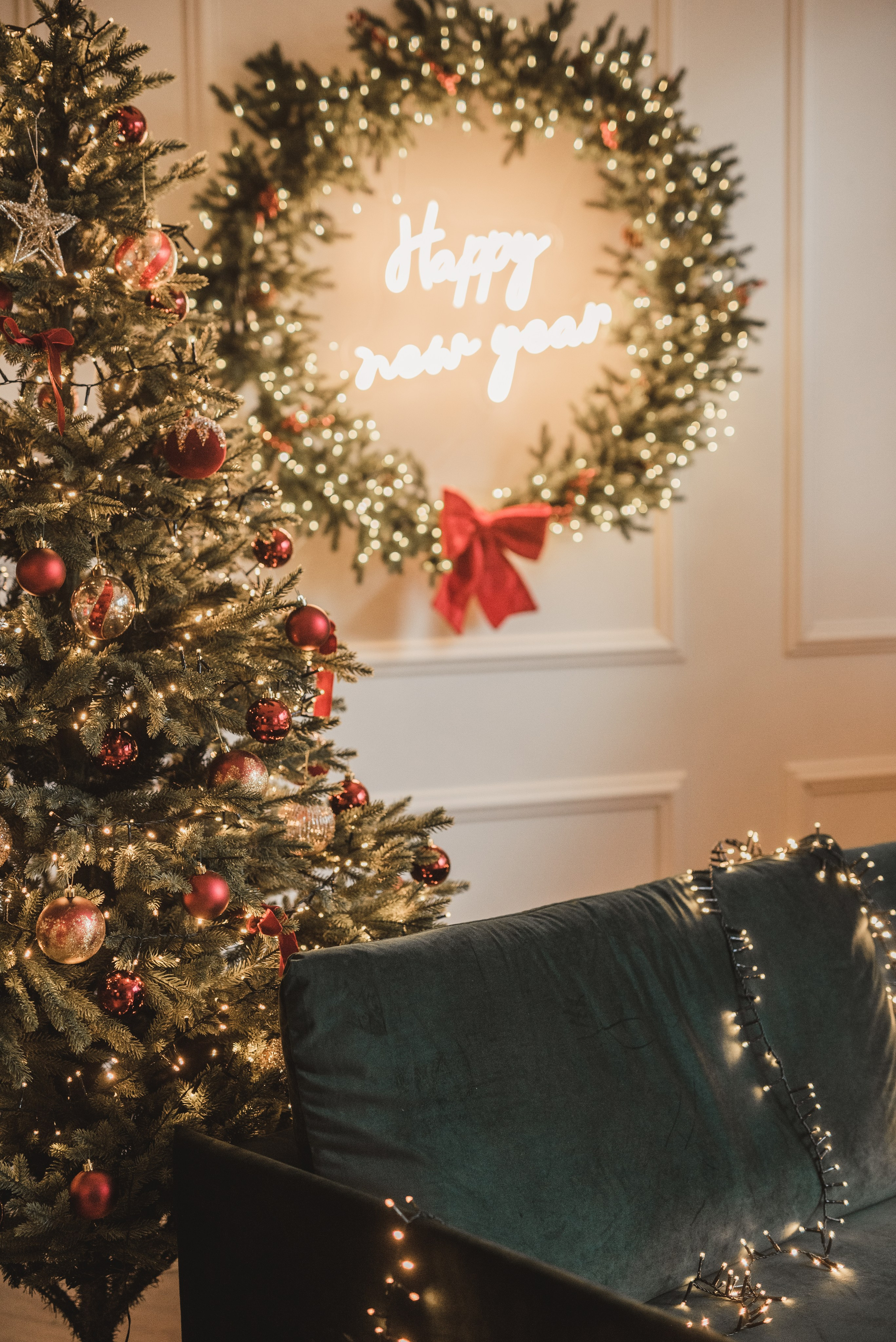 Fotostudijas Ziemassvētku Dekors – Maģiska svētku fotosesijas atmosfēra Rīgā. Fotostudija VEF Rīga