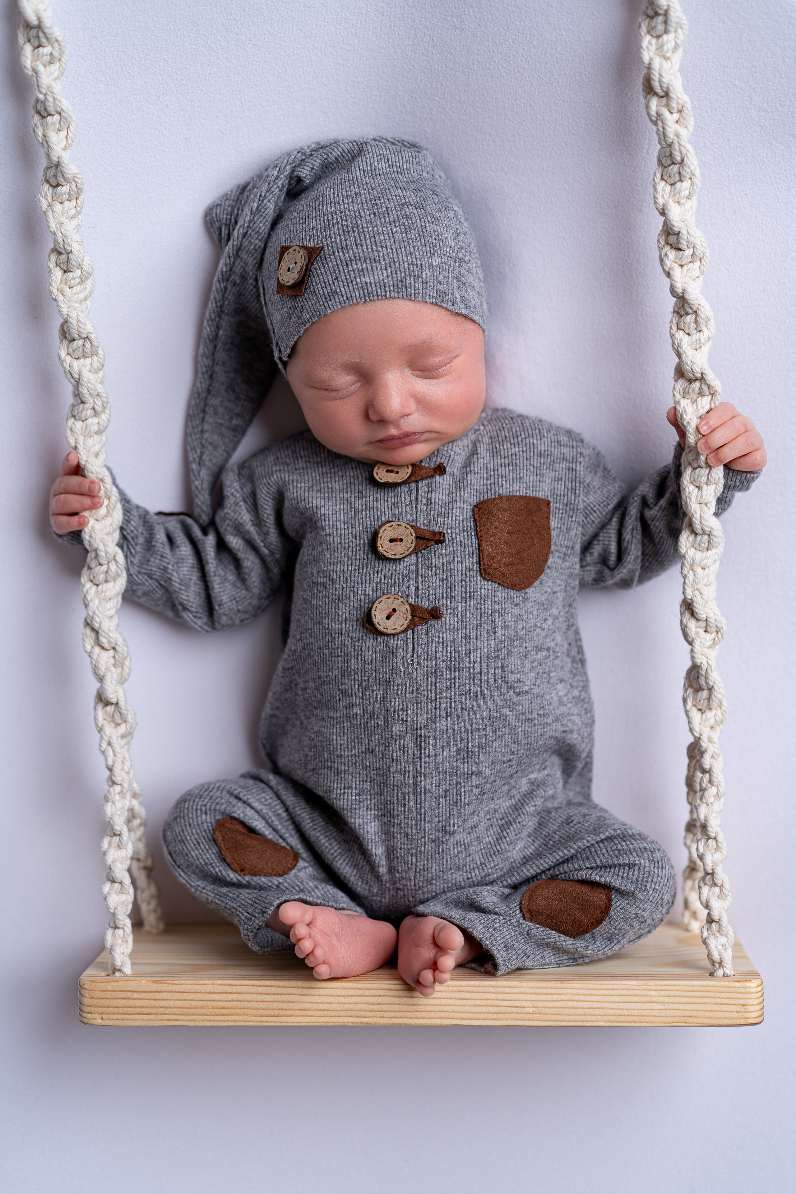 Neugeborenenfotos in Berlin – Studio oder bei Ihnen zu Hause