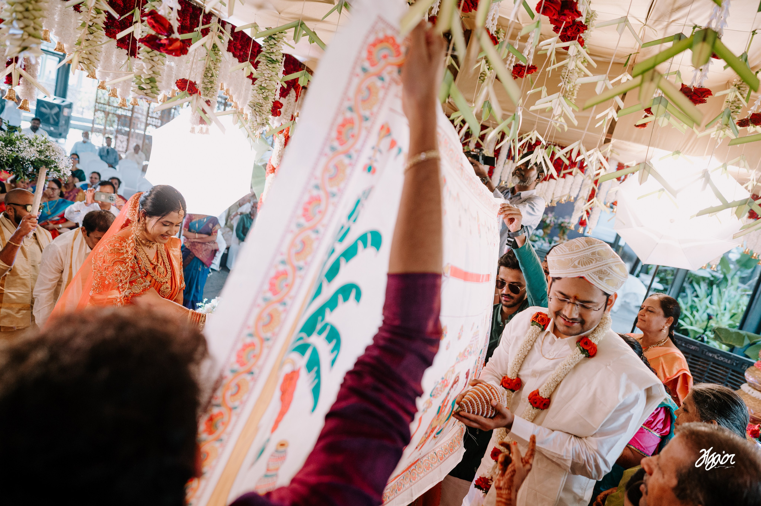 A Three-Day Bangalore Wedding Story | Emotional South Indian Wedding at KBL Saarang. Agam Vizha