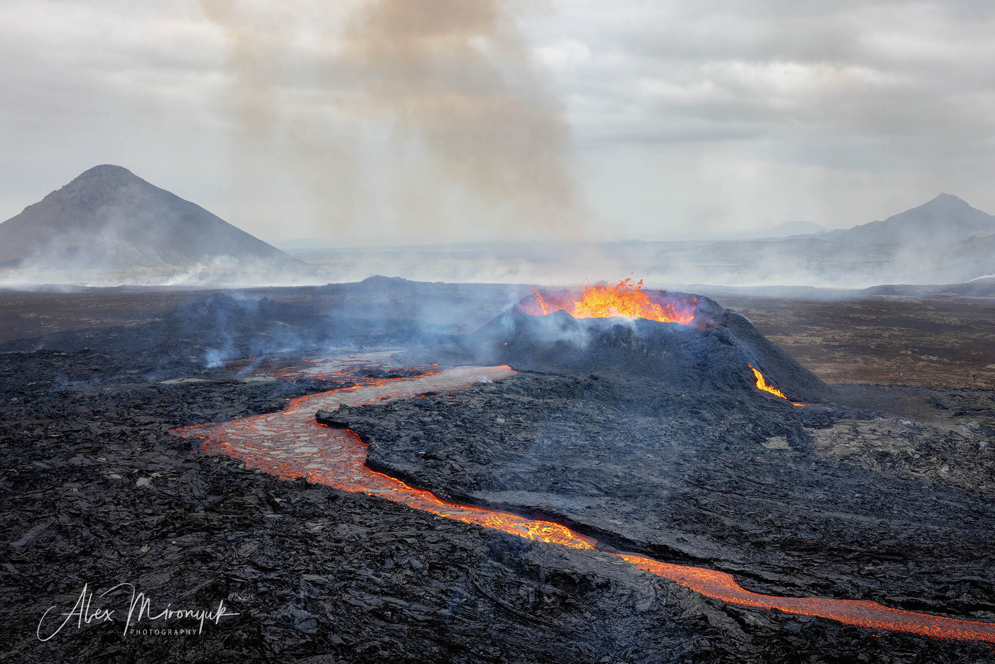 All Colors Of Iceland. Pet, Senior, Landscape, portrait studio, photographer in Miami and Sou