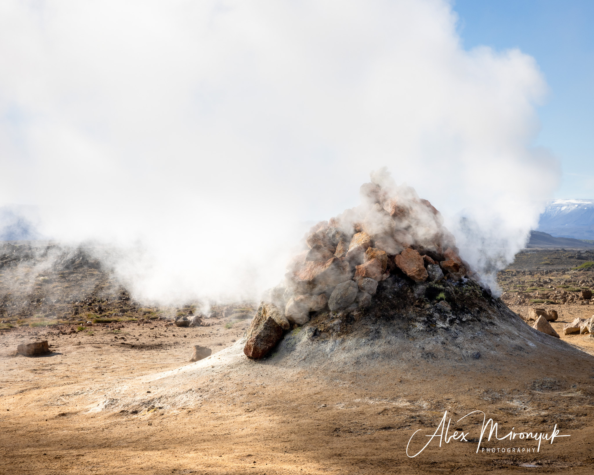 All Colors Of Iceland. Pet, Senior, Landscape, portrait studio, photographer in Miami and Sou