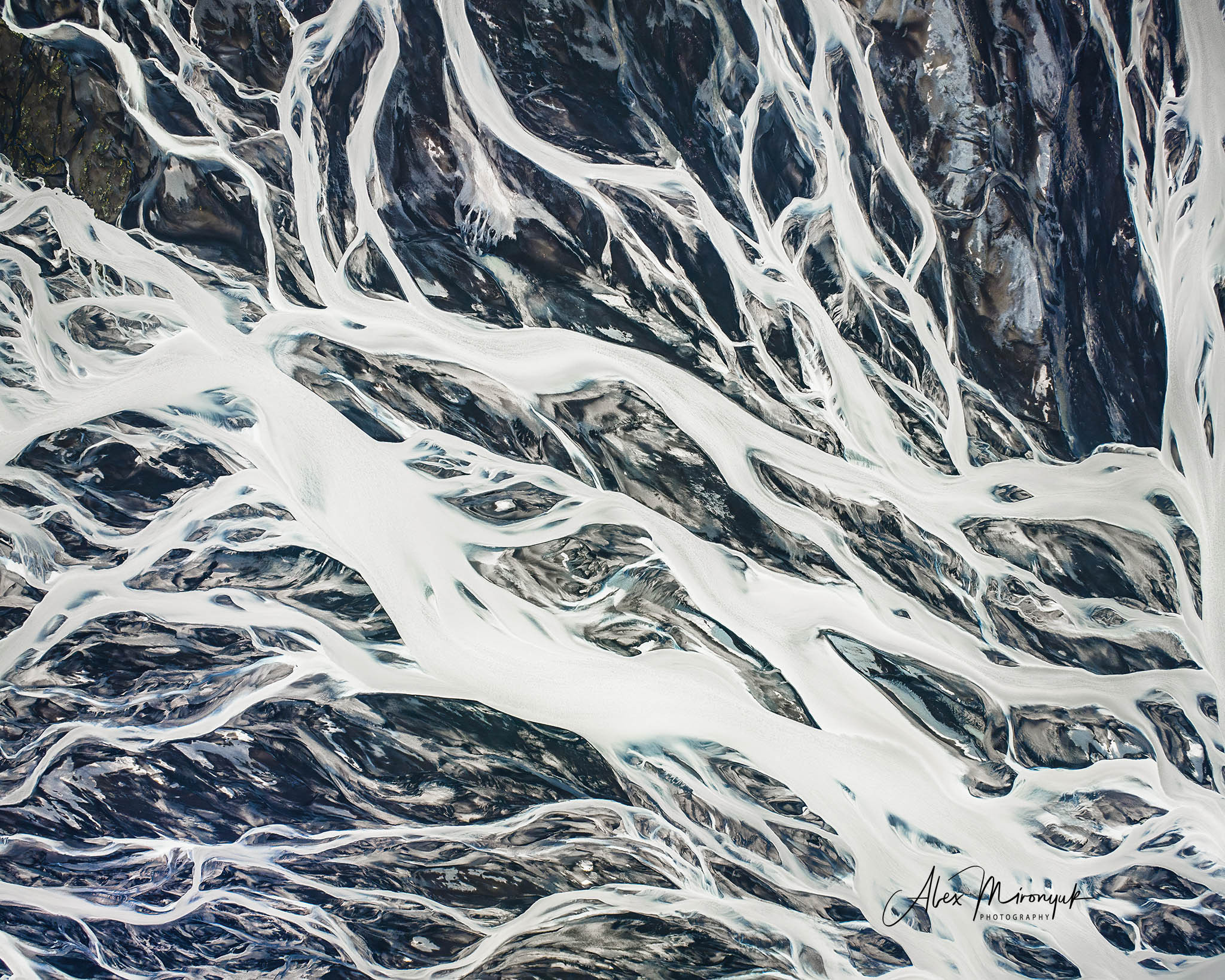 All Colors Of Iceland. Pet, Senior, Landscape, portrait studio, photographer in Miami and Sou