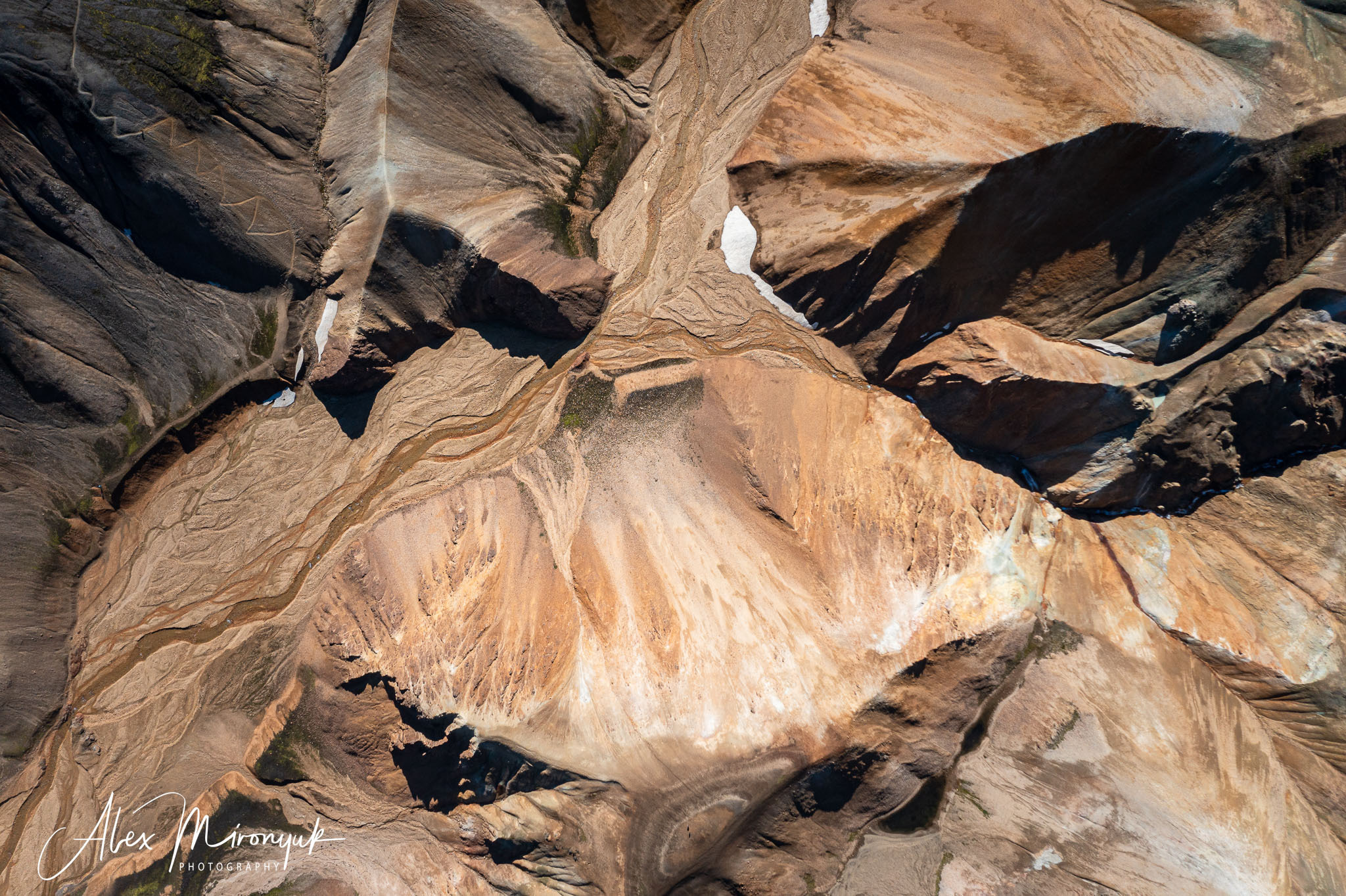 All Colors Of Iceland. Pet, Senior, Landscape, portrait studio, photographer in Miami and Sou