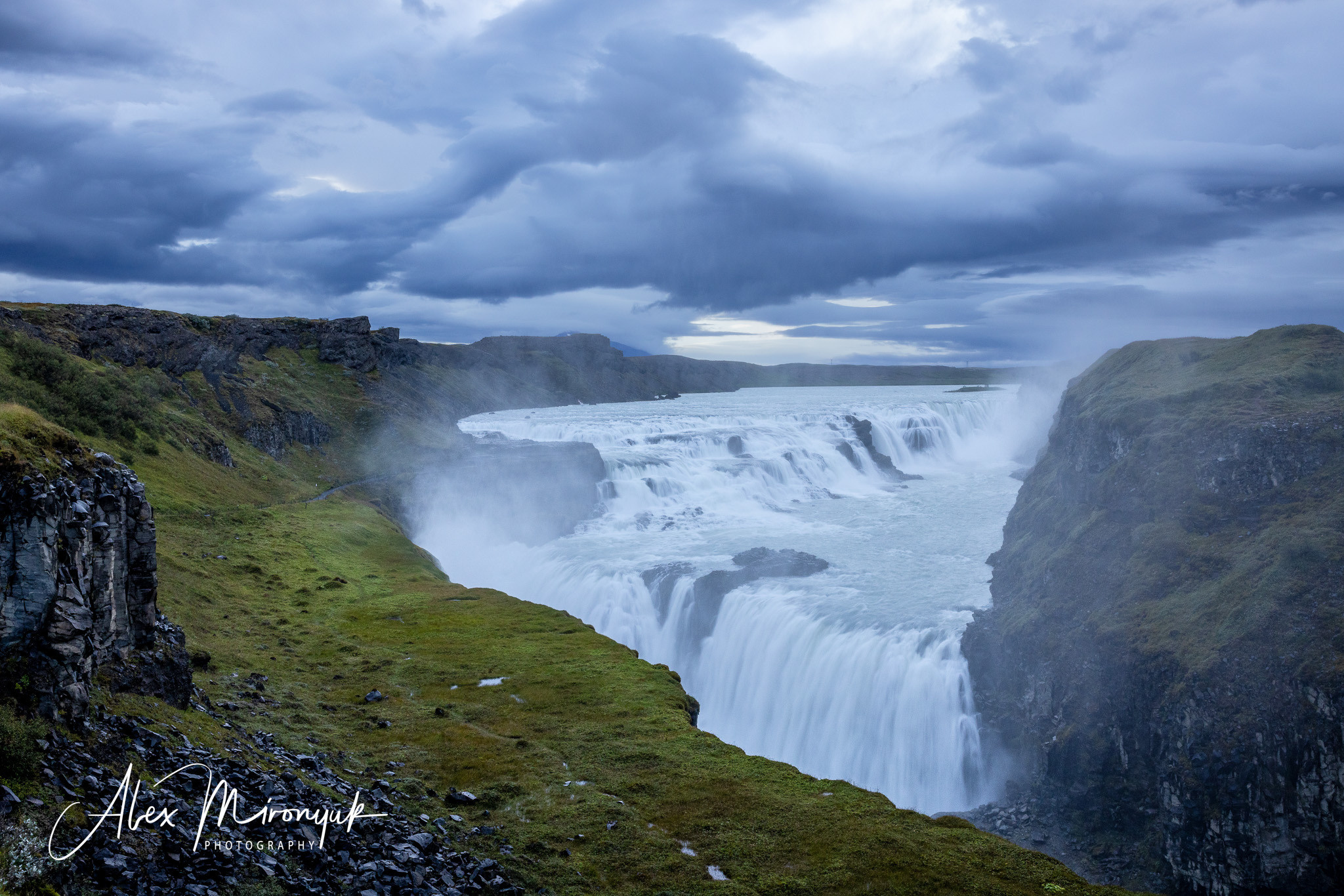 All Colors Of Iceland. Pet, Senior, Landscape, portrait studio, photographer in Miami and Sou