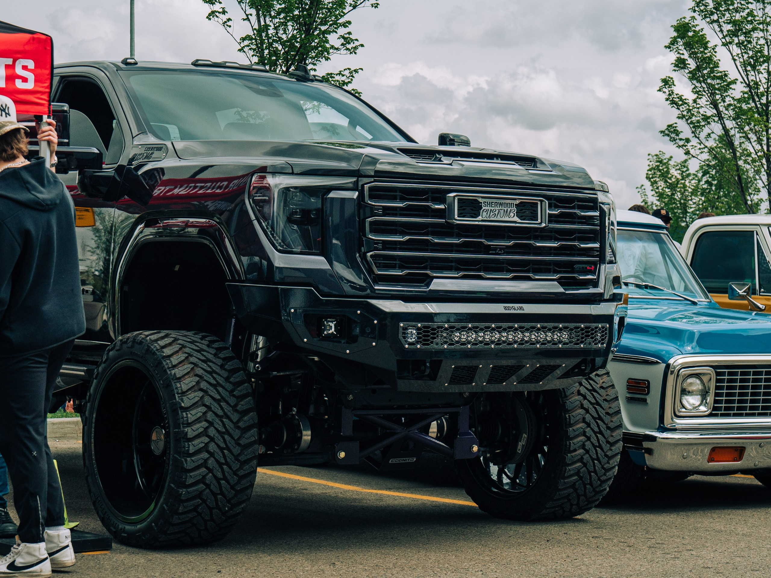 Edmonton Cars & Coffee Drive Out at Sherwood Motorcars’ event, May 26, 2024!