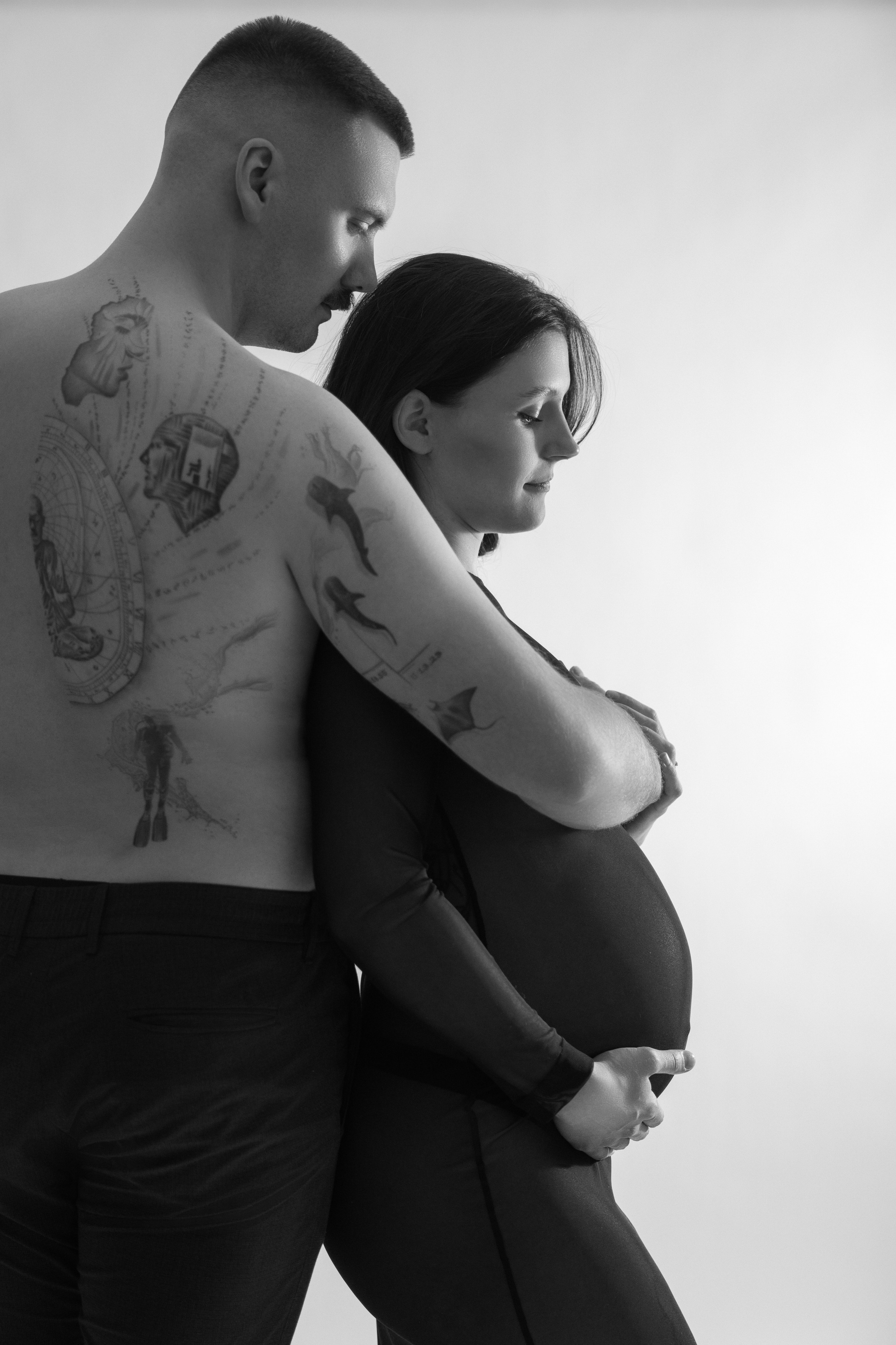Maternity Photoshoot in Dresden — Studio & Outdoor. Family & Maternity Photographer in Dresden Tatiana Mudryak