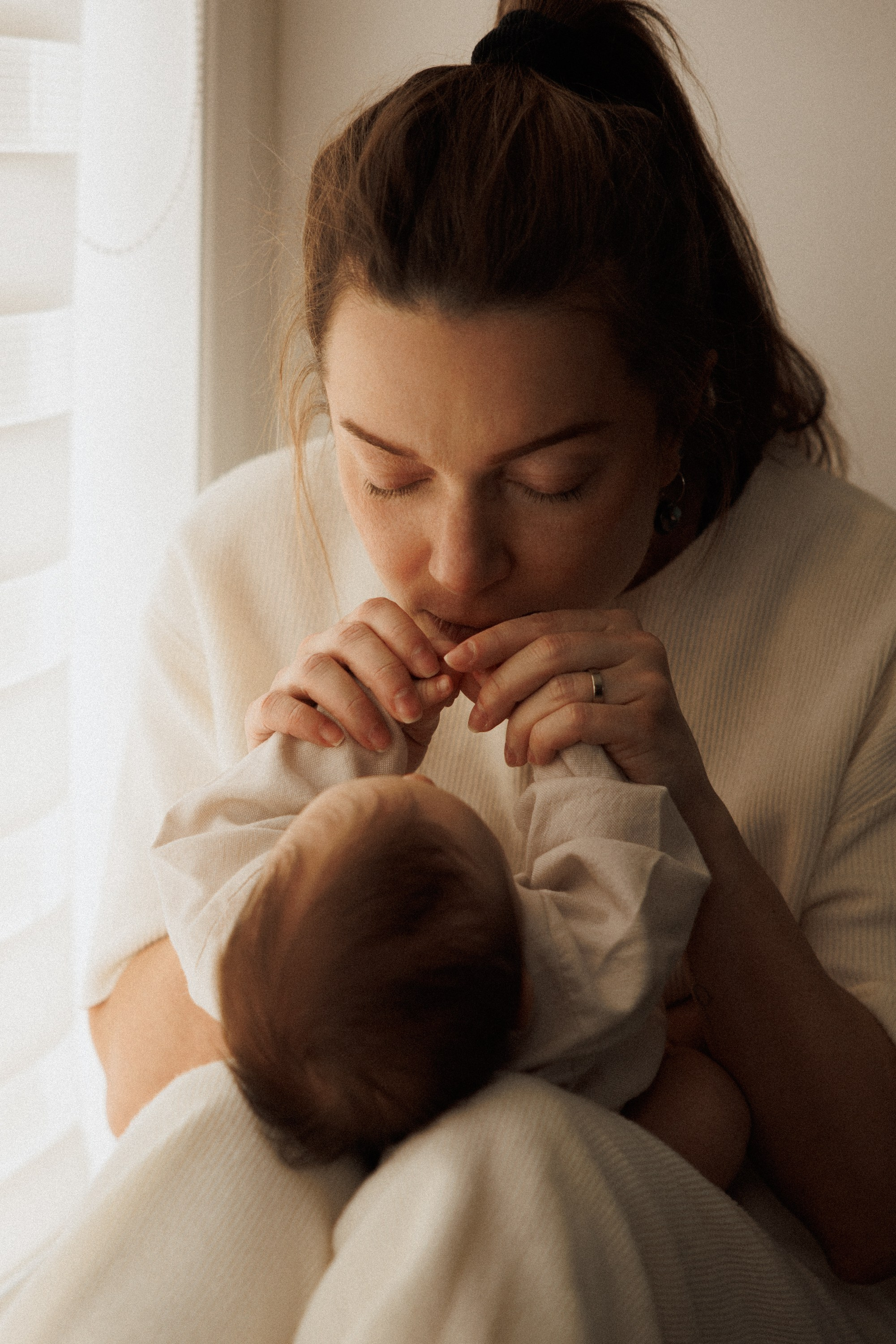 NEWBORN. Anna Gabitova — Family, Maternity, Lifestyle Photographer in Montreal