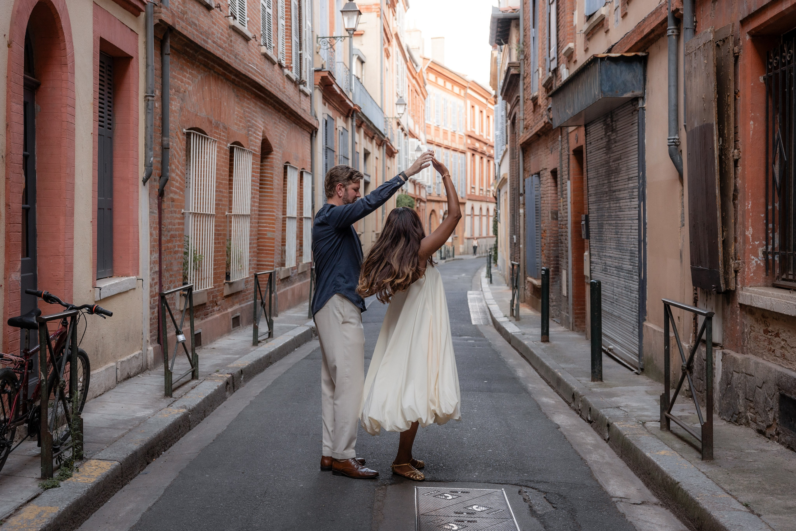 Engagement loves tory photoshoot in Toulouse. Anah & Andrew. Евгения Смирнова — Ваш фотограф в Тулузе и на юго-западе Франции