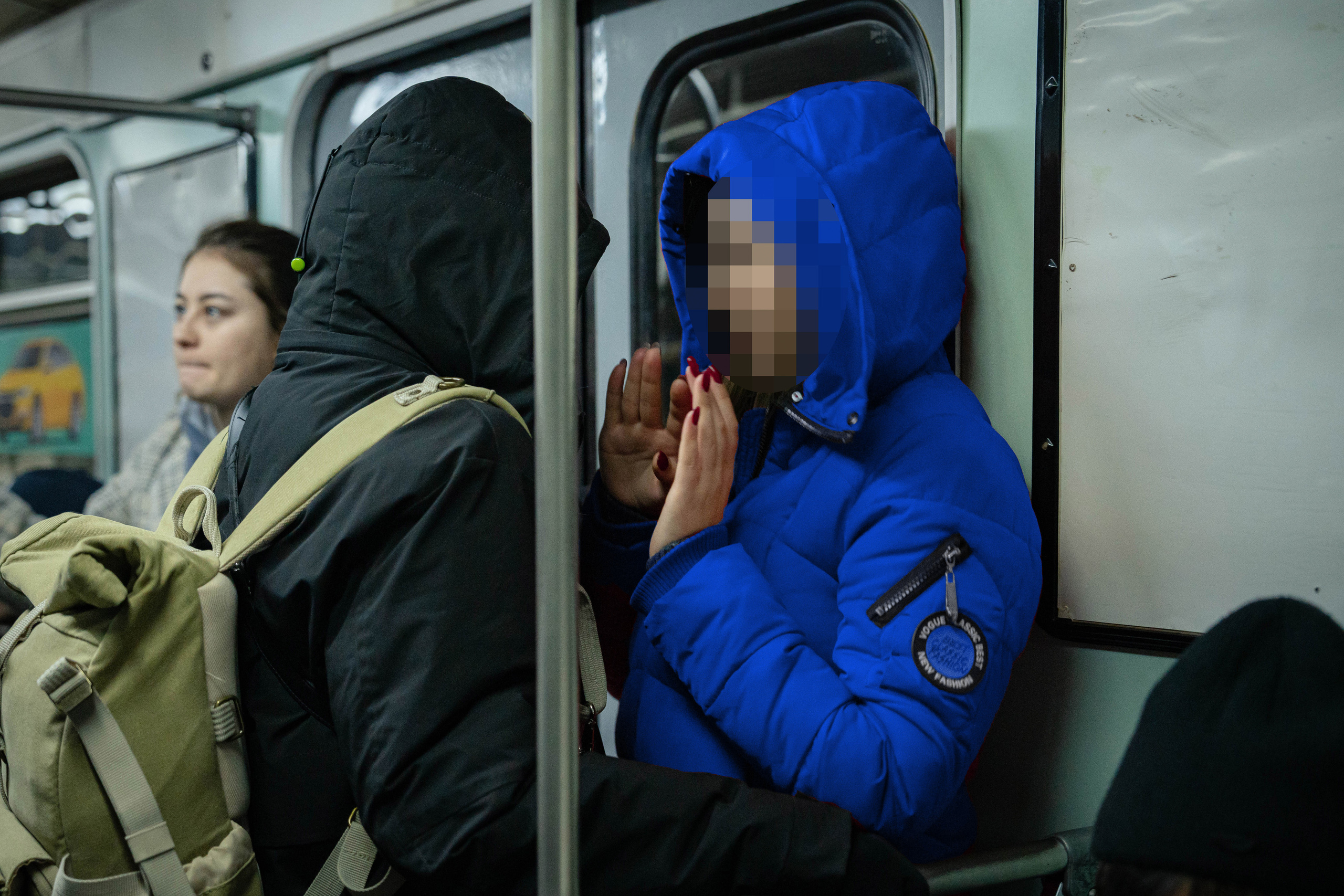 «Он схватил меня за ногу и пытался потрогать бедра». Георгий Намазов | Фотограф в Ташкенте