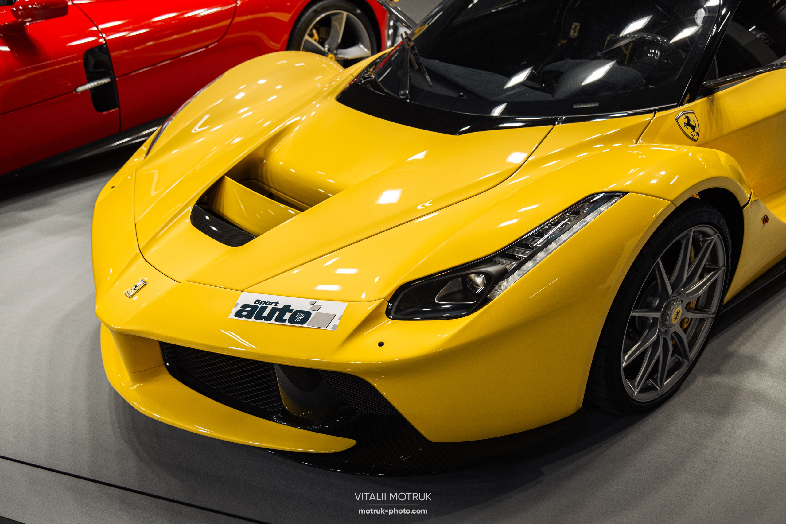 Mondial Auto 2022. Photographe de voitures à Paris — Vitalii Motruk