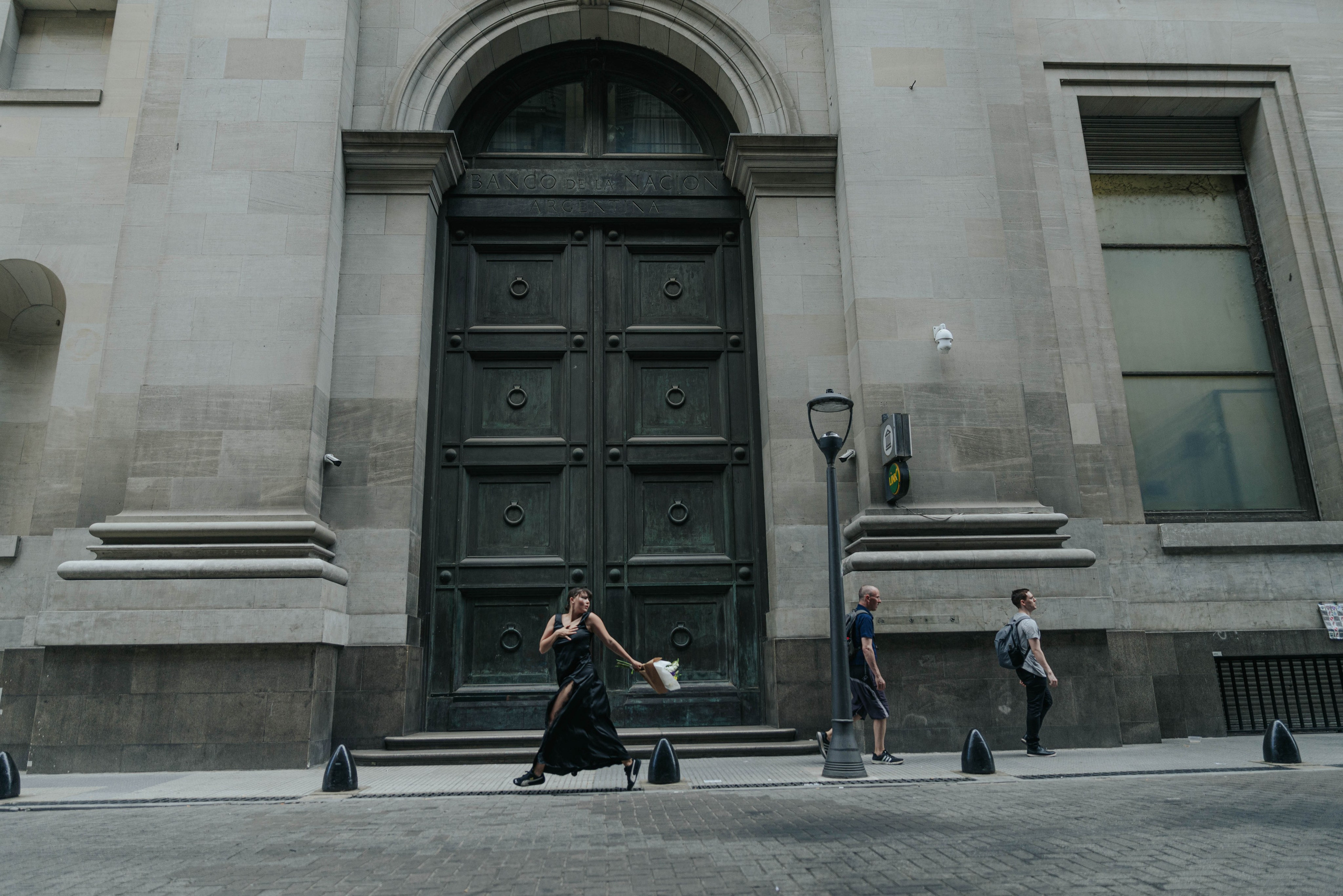 Mom Yana and Mars. Photographer @elmirkami in the city of Buenos Aires