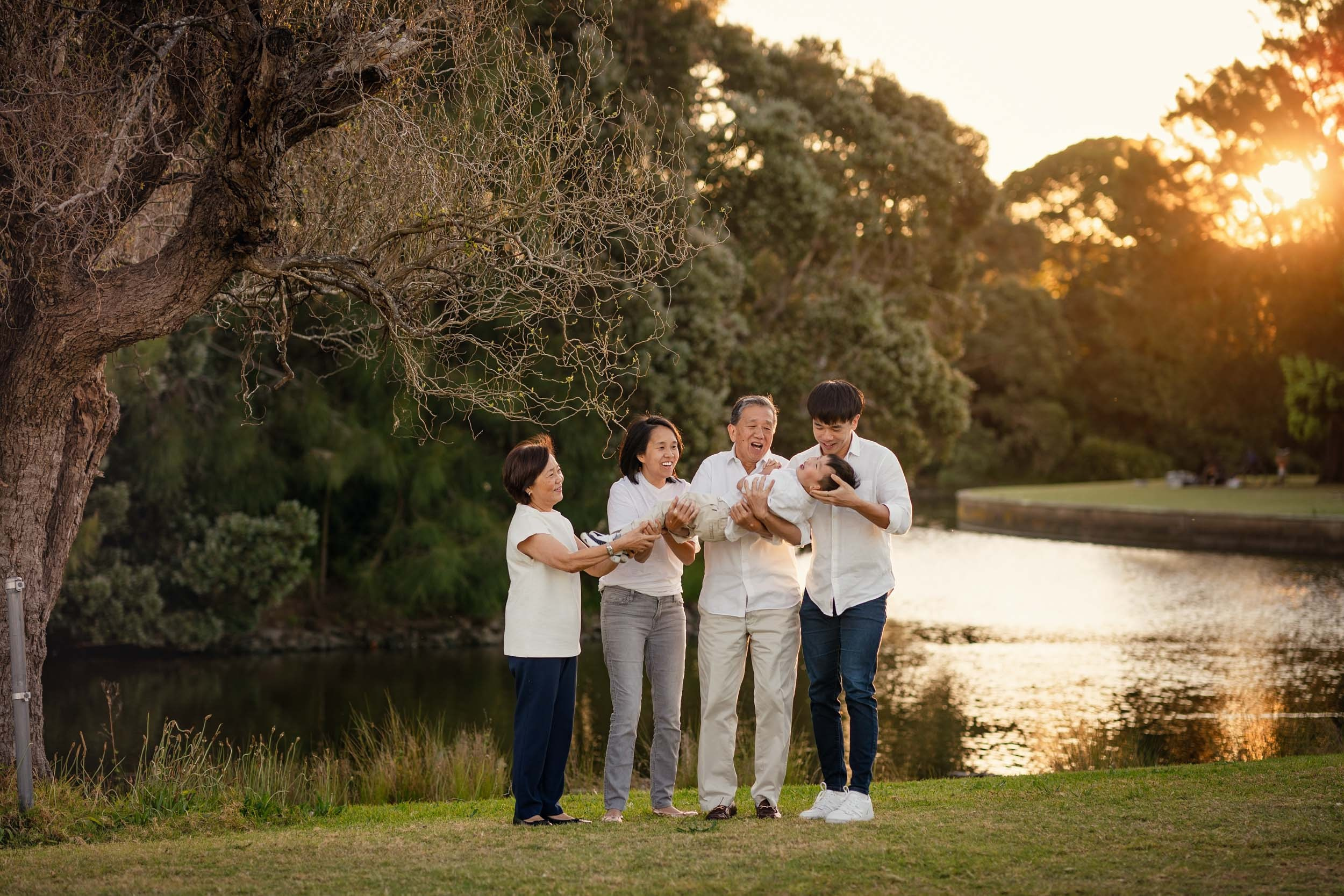 Best Extended Family and Grandparents Photography shoot in Sydney. Family and Maternity Photography in Sydney, Hills District