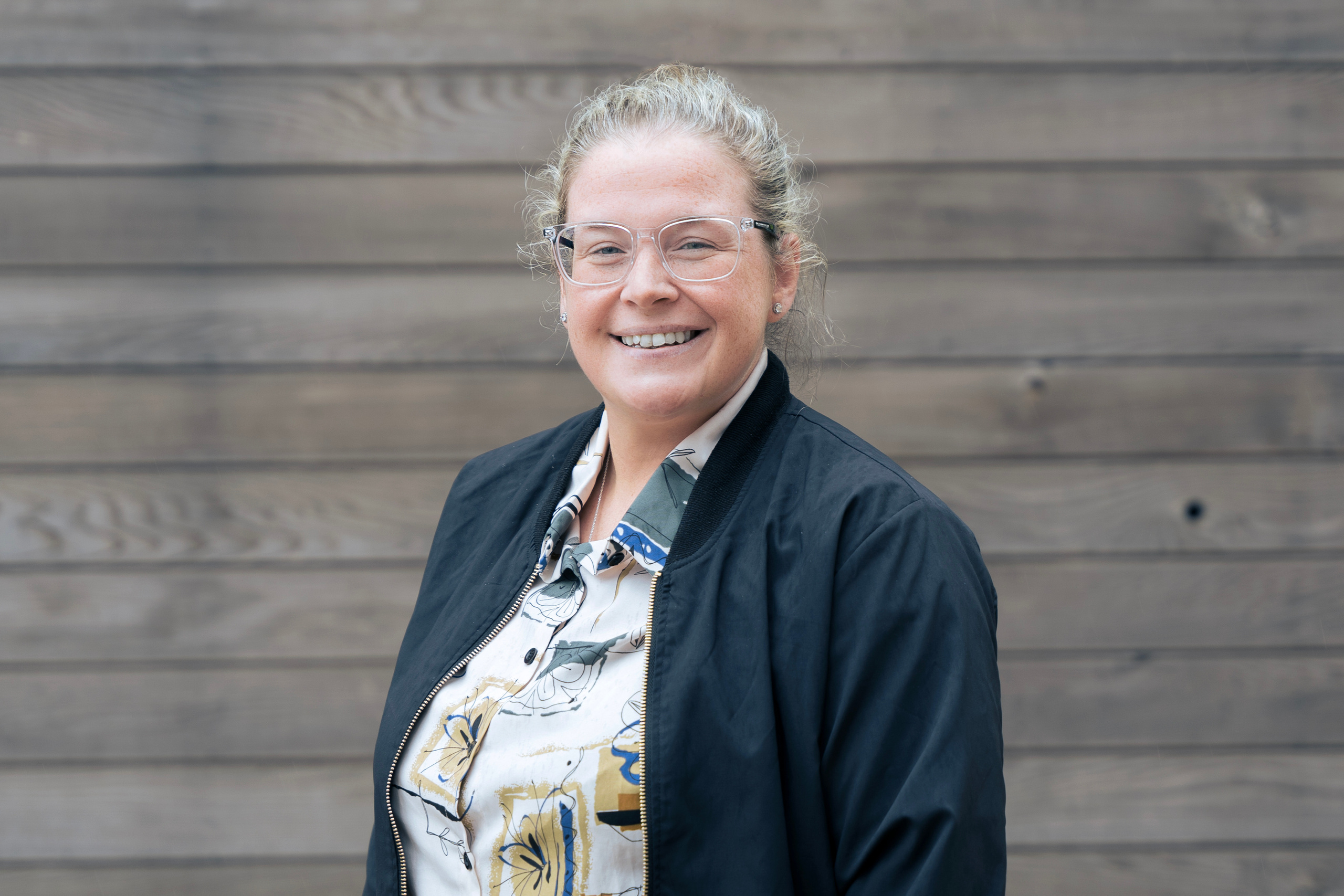 Professional portraits for LinkedIn, Social media, Marketing Materials. Professional Photographer, Videographer in London Dilyana Tankova