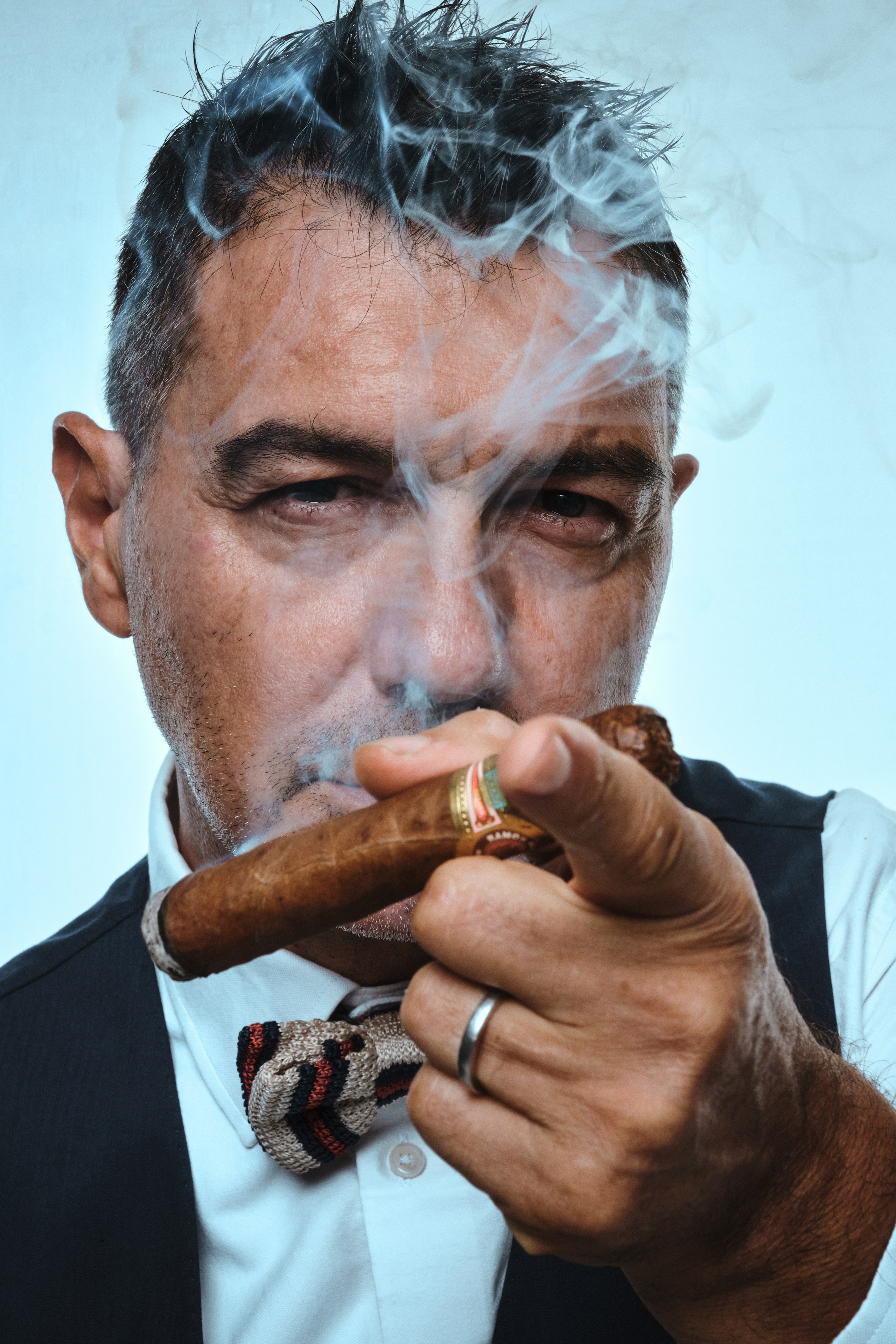 Offer. Petr Nabutov. Portrait photography, Cambodia