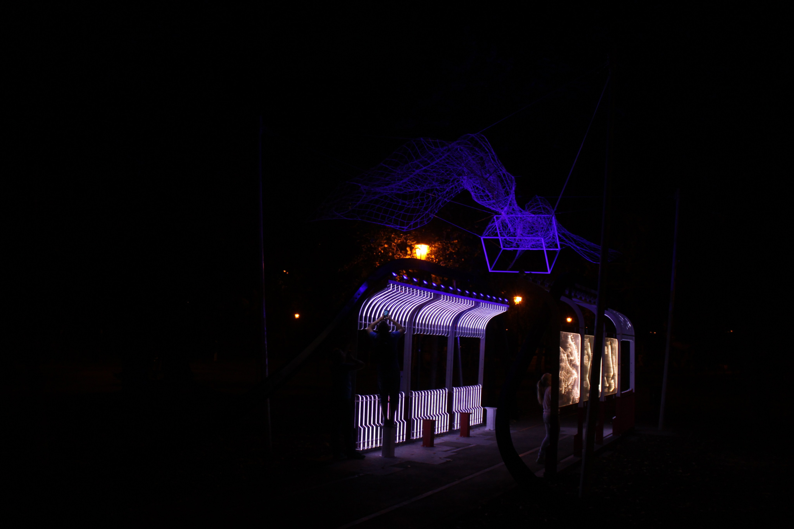 Light Installation in Michurin square / 2018. Daria Goncharova / Conceptual artist