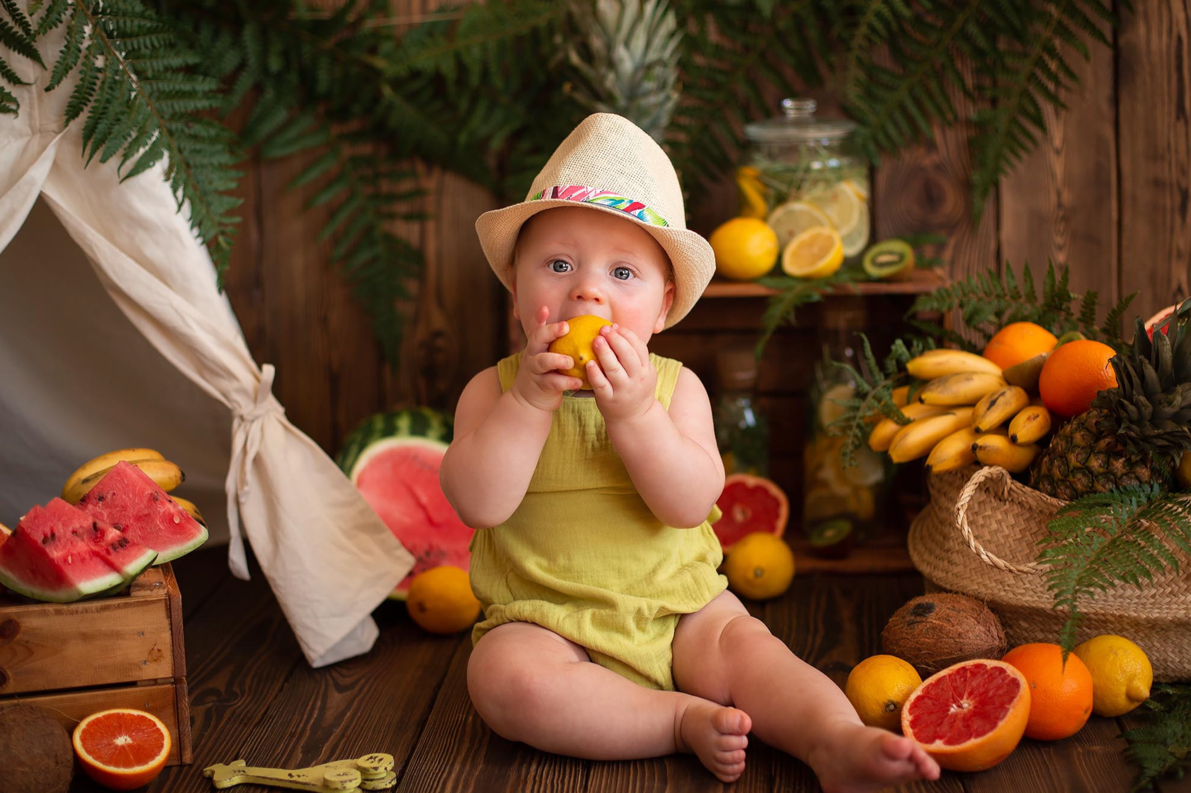 Baby Photographer in Essex | First Year Milestone Portraits by Irene Chaikeen. Irene Chaikeen | Maternity and newborn photoshoot in Essex/London