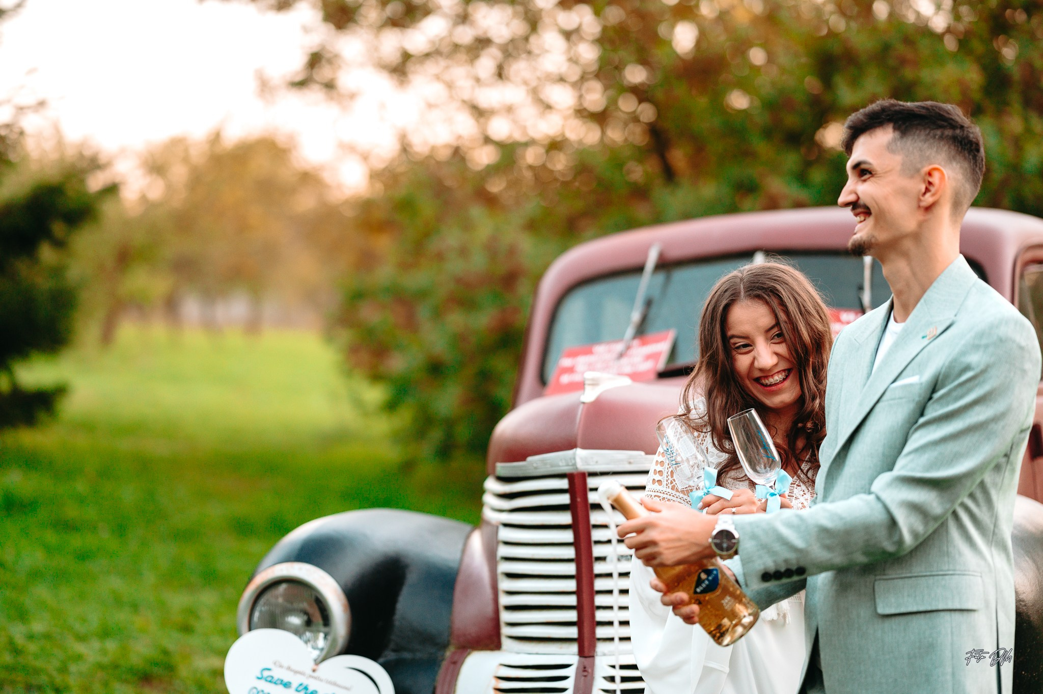 Diana & Mills | Save The Date. Fotografie & Videografie de nuntă în Timișoara