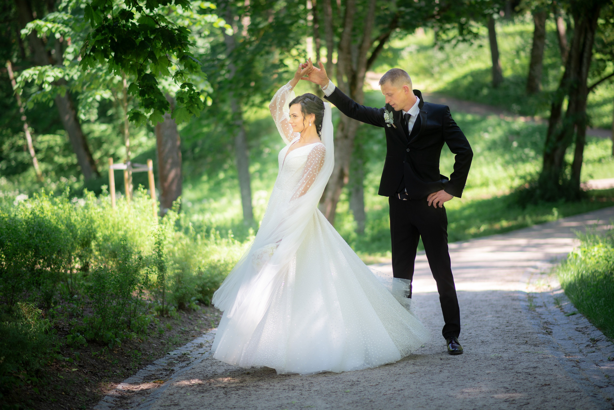 Vestuvių fotosesija, ceremonija, Vestuvių pasiruošimo fotografavimas. Vestuvių fotografas Vilnius Trakai kaina vestuvių fotografavimas fotografė personal.lt photogrpahy kainos jaunoji jaunikis nuotaka santuoka vestuvės, profesionali natūrali meninė reportažinė klasikinė fotosesija, vestuvių fotosesija gamtoje dvare