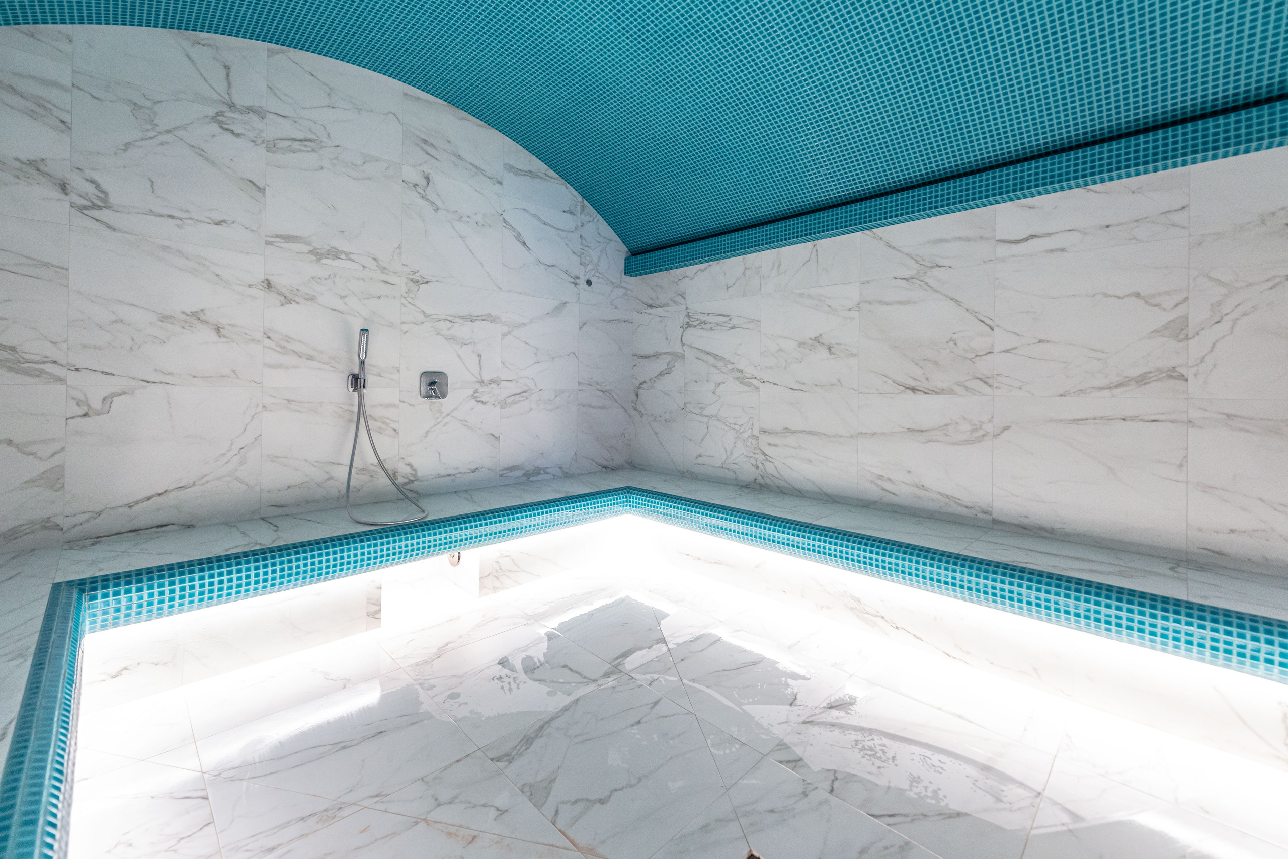 DDX Fitness в Место встречи Киргизия. ФОТОГРАФ МЕКСИКА КИНТАНА-РОО