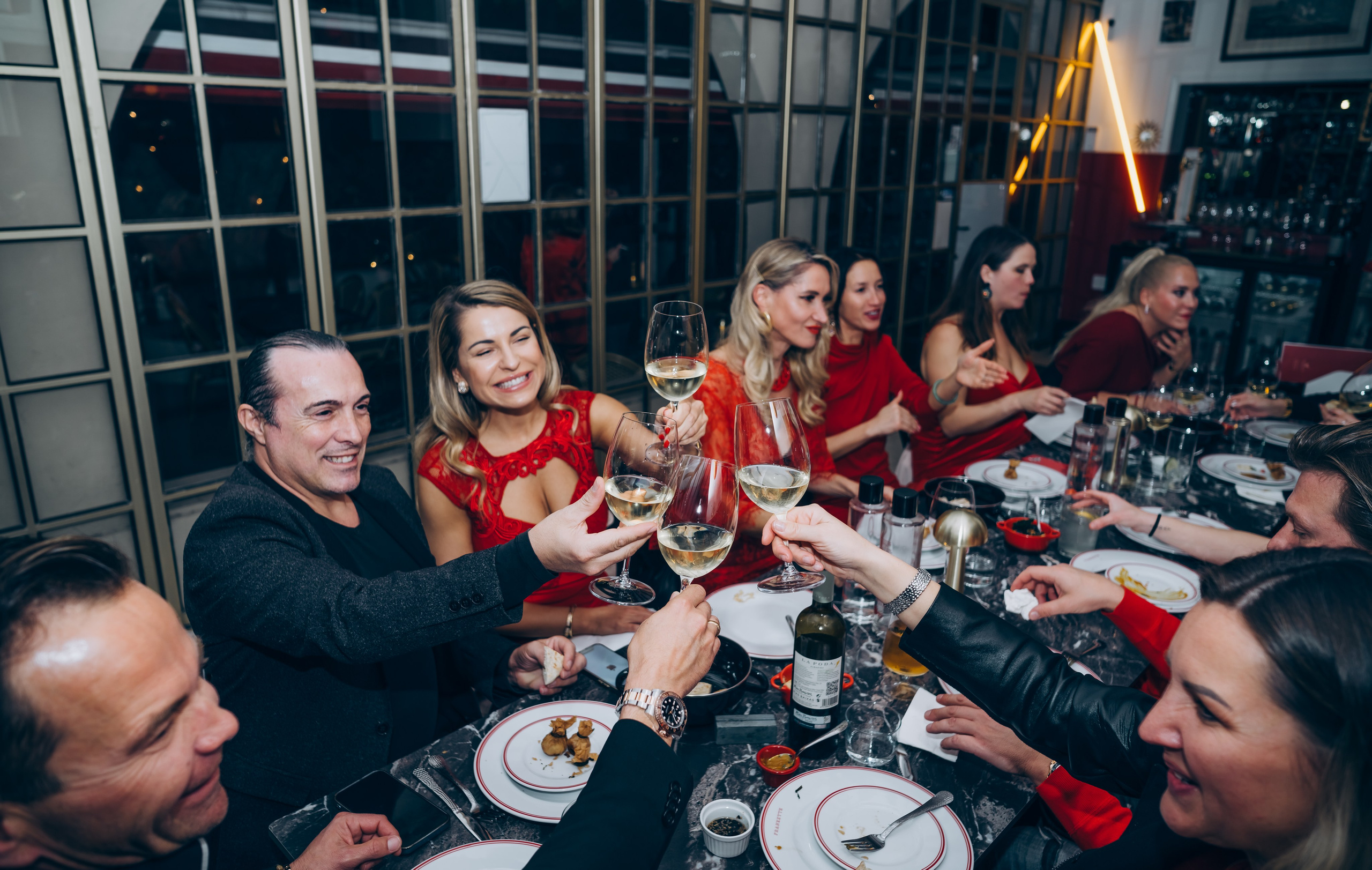 Red party. Photographer in Mallorca