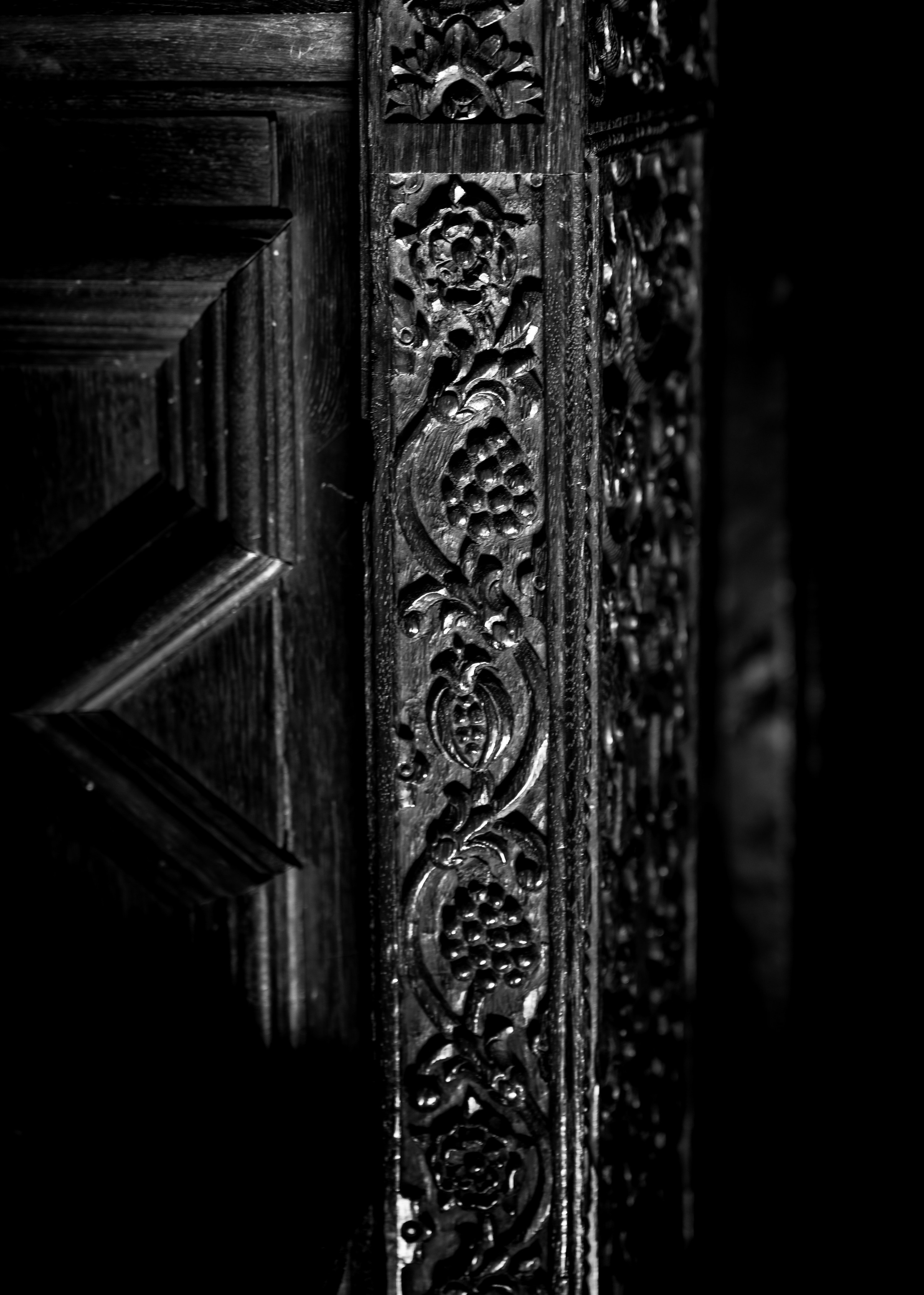 Luxmuralis. Expect Miracles Photography by Kate & Andrew