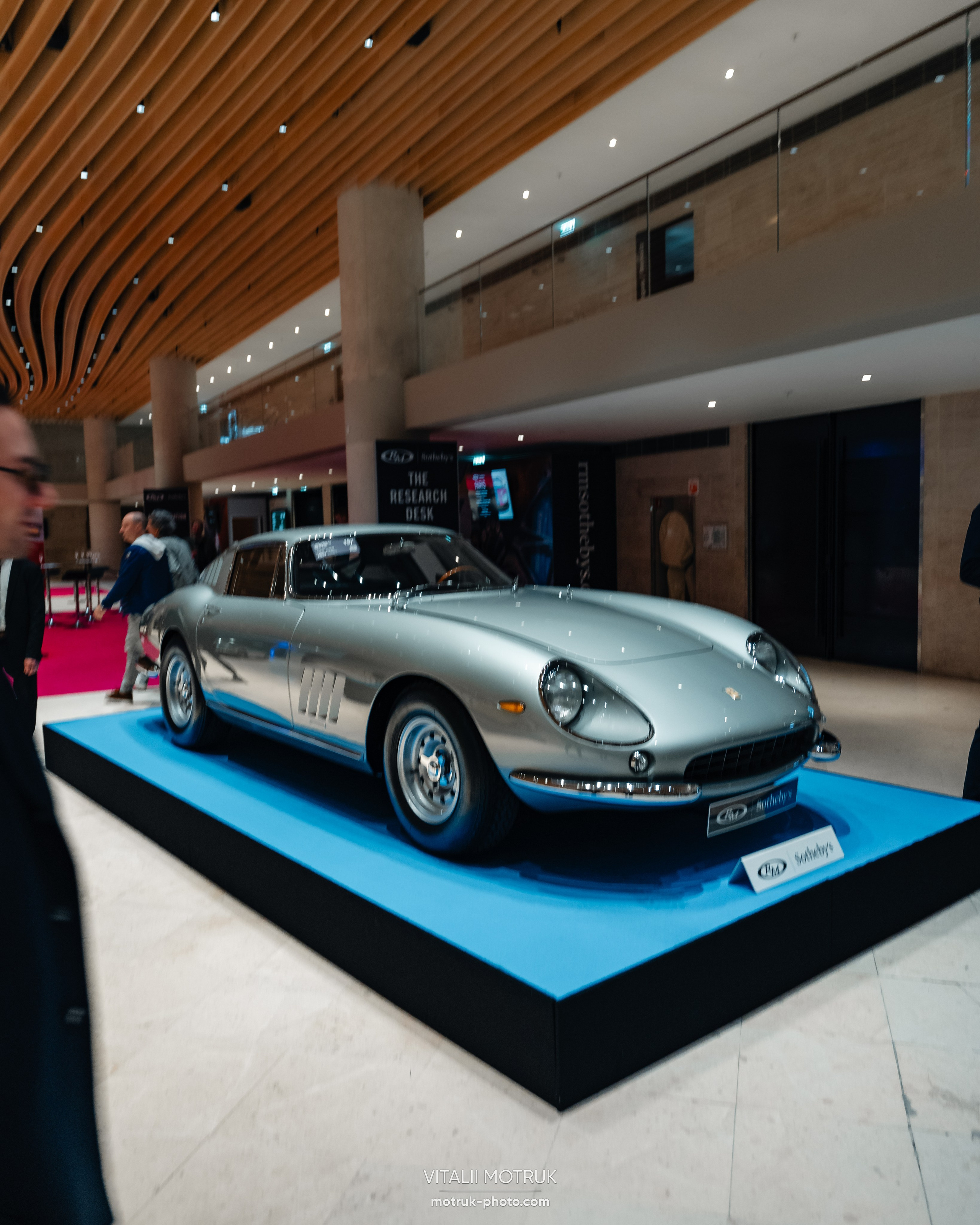 RM Sotheby’s. Photographer in Paris — Vitalii Motruk