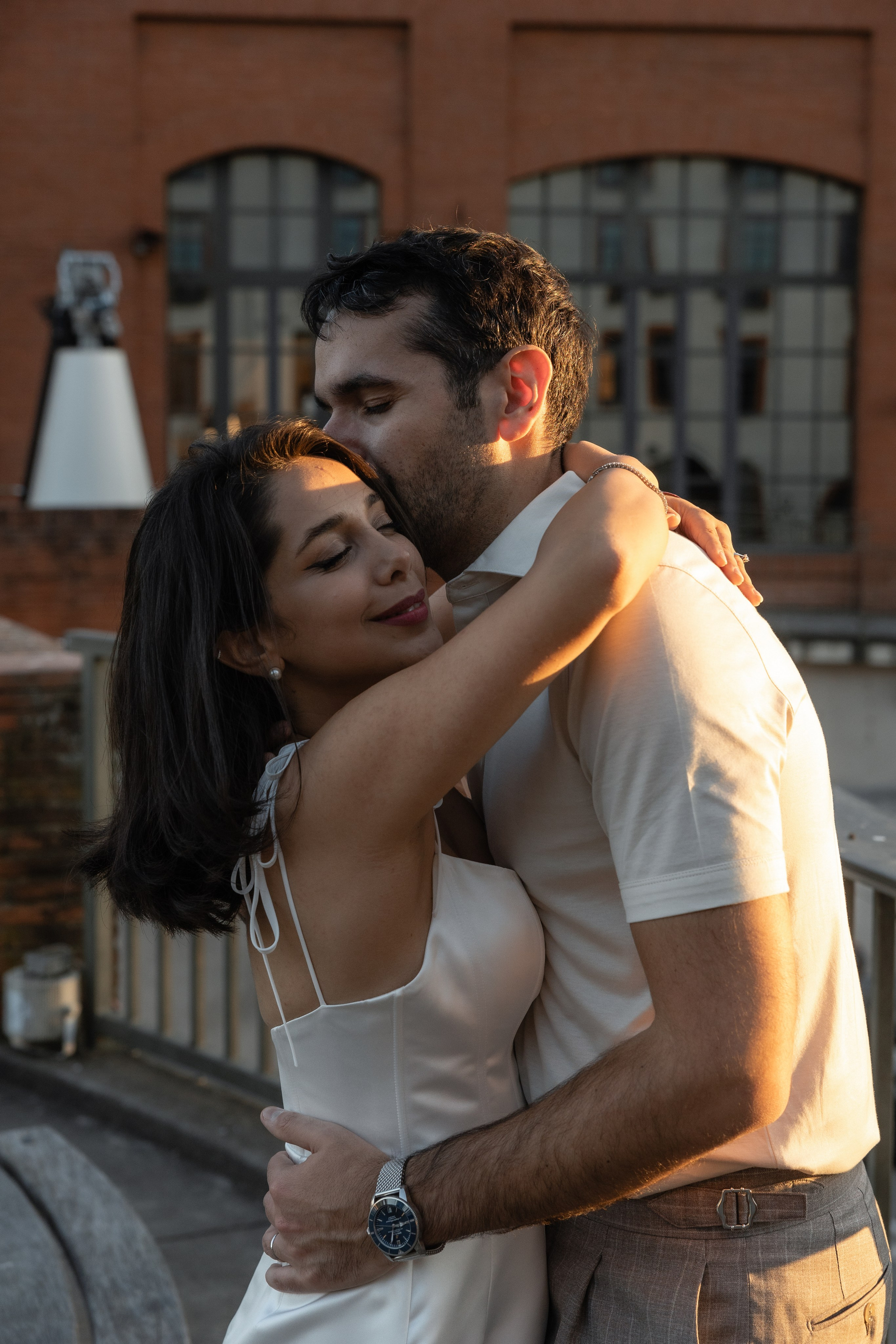 An engagement session is more than just a photoshoot—it’s a way to celebrate your love story in a place that feels important to you and you. Eugénie Smirnova — your photographer in Toulouse and southwest France