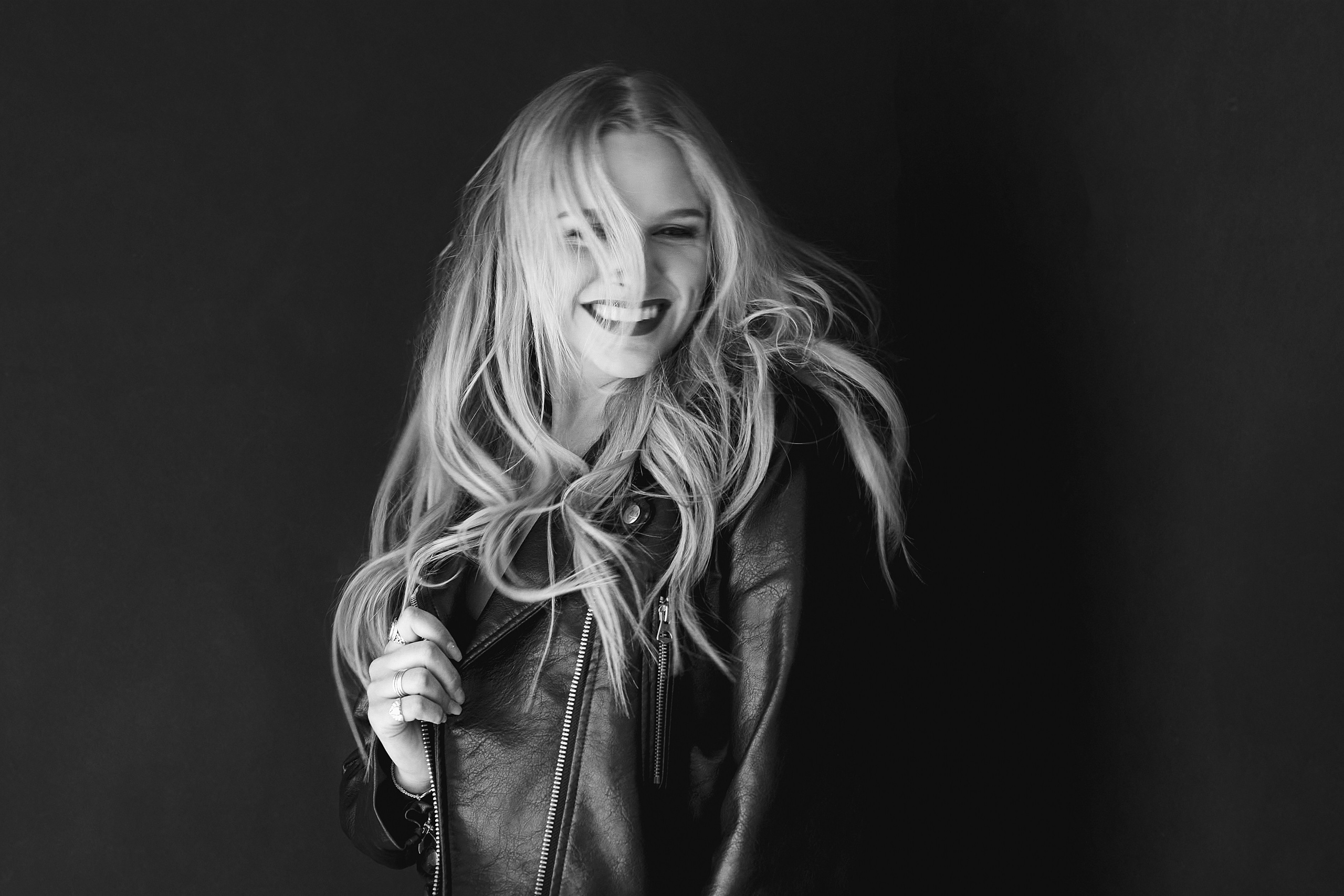 BRAND PHOTO FOR MAKEUP ARTIST