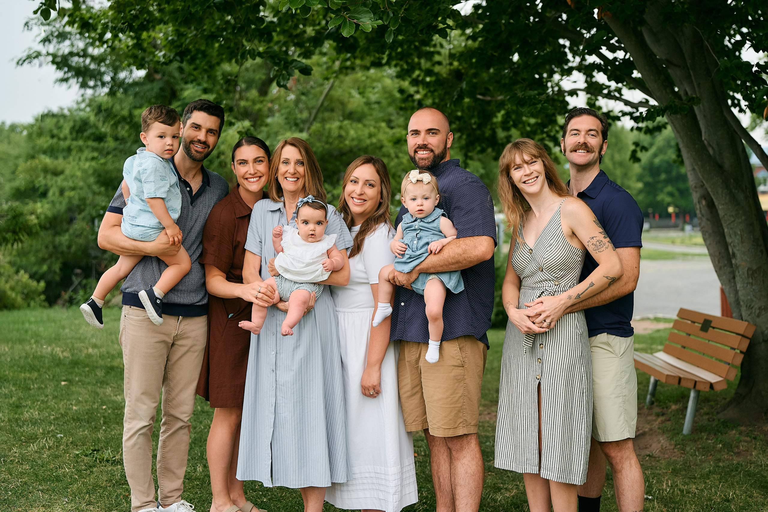 Family photo service New York / Experienced photographer. Professional Wedding and event photographer USA New York