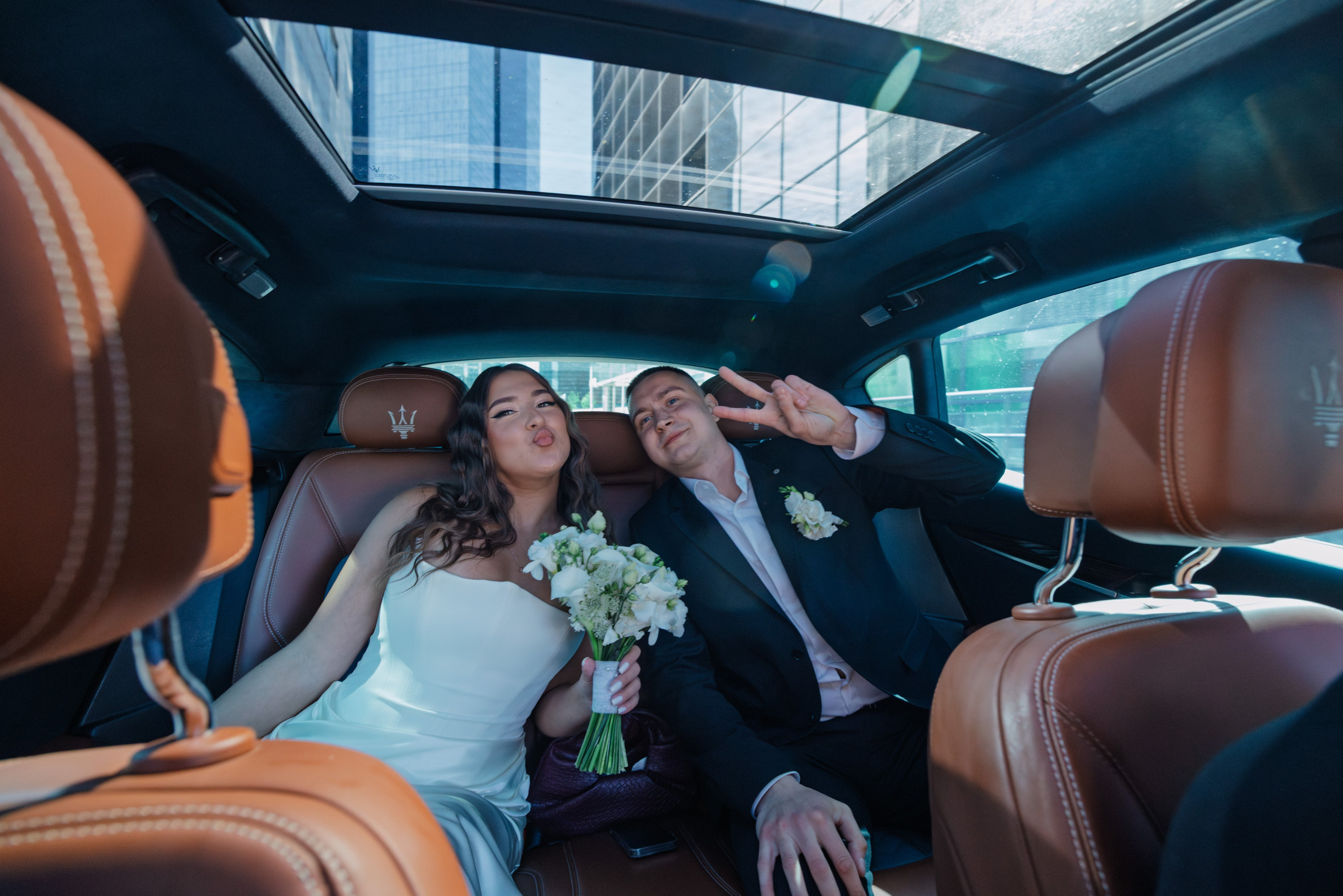 Лучшие свадебные фотографии Таллинн — естественный стиль