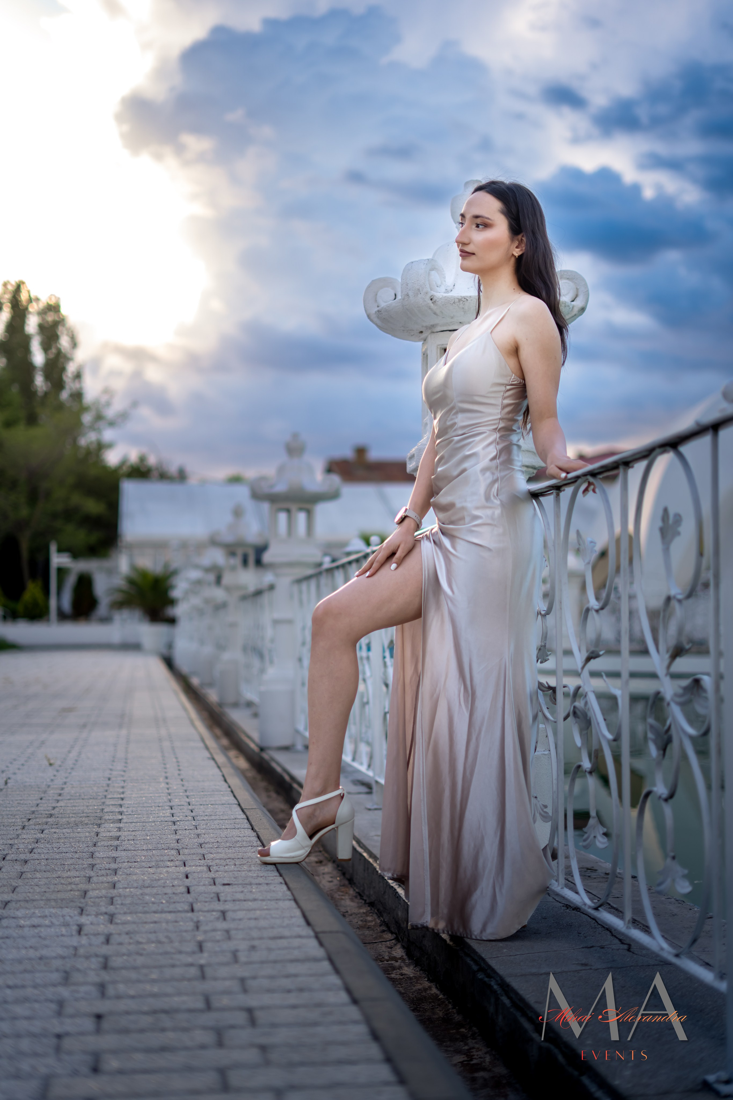 Ședință foto Alexandra (Bal Facultate). Mihai Alexandra Events