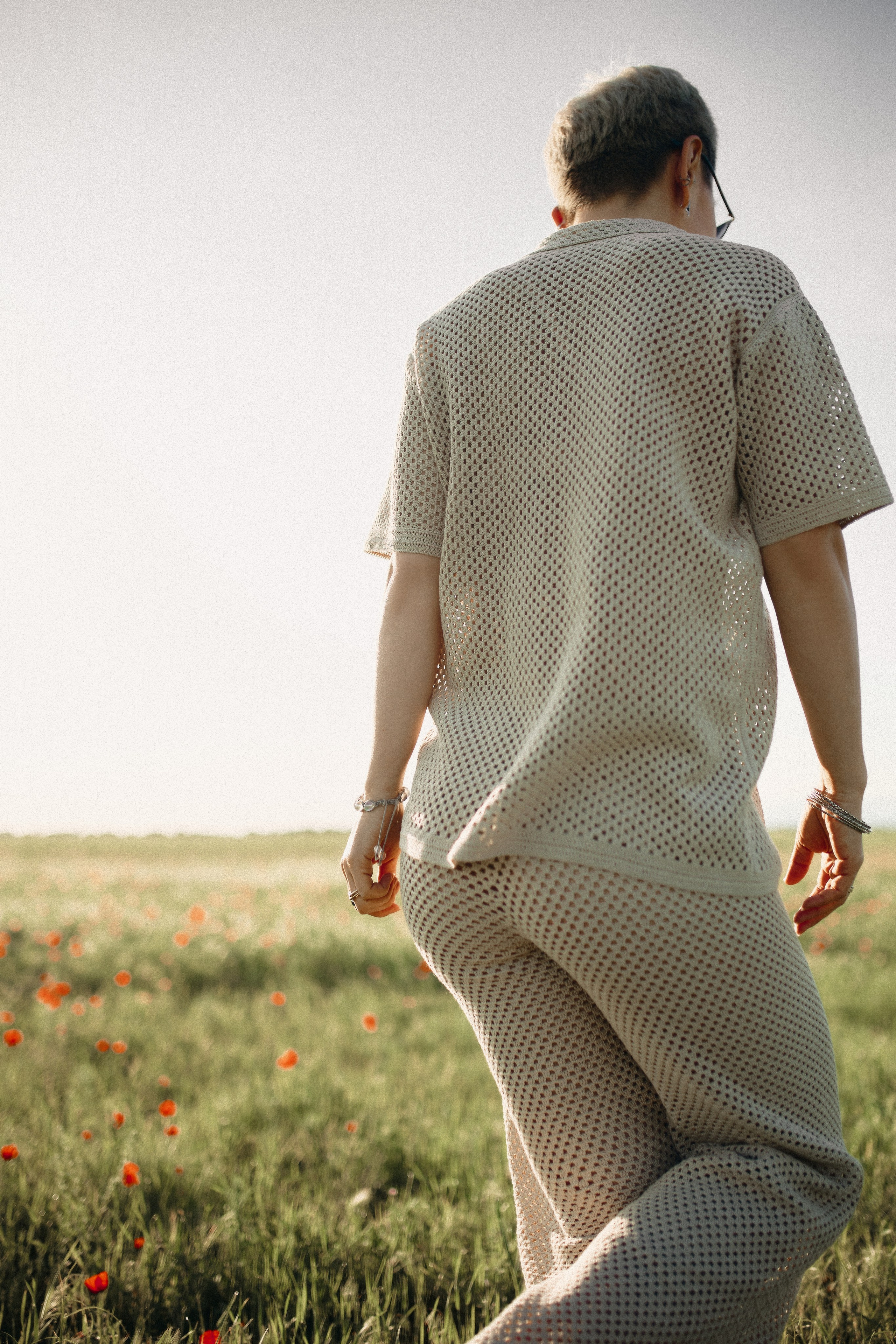 Юлька в маках. Валерия Вартанова. Фотограф