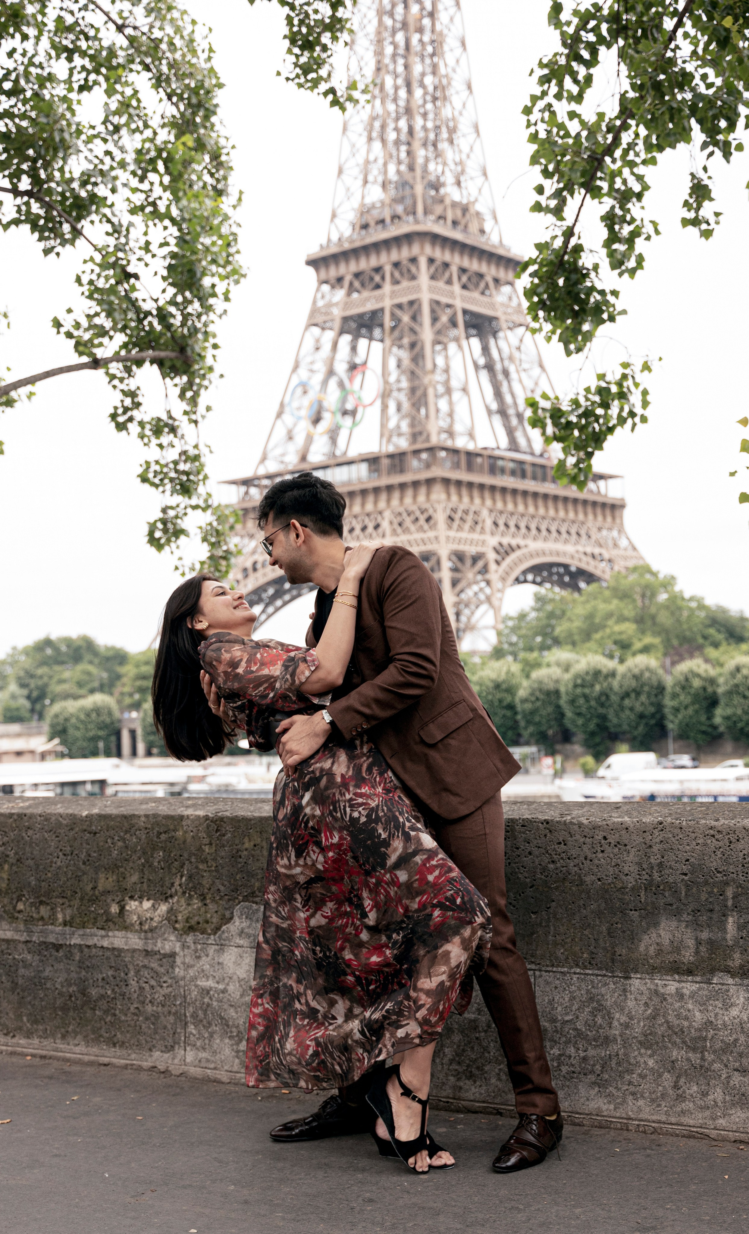 Lovestory photoshoot in Paris. Alina Tagzieva- a photograper in Paris