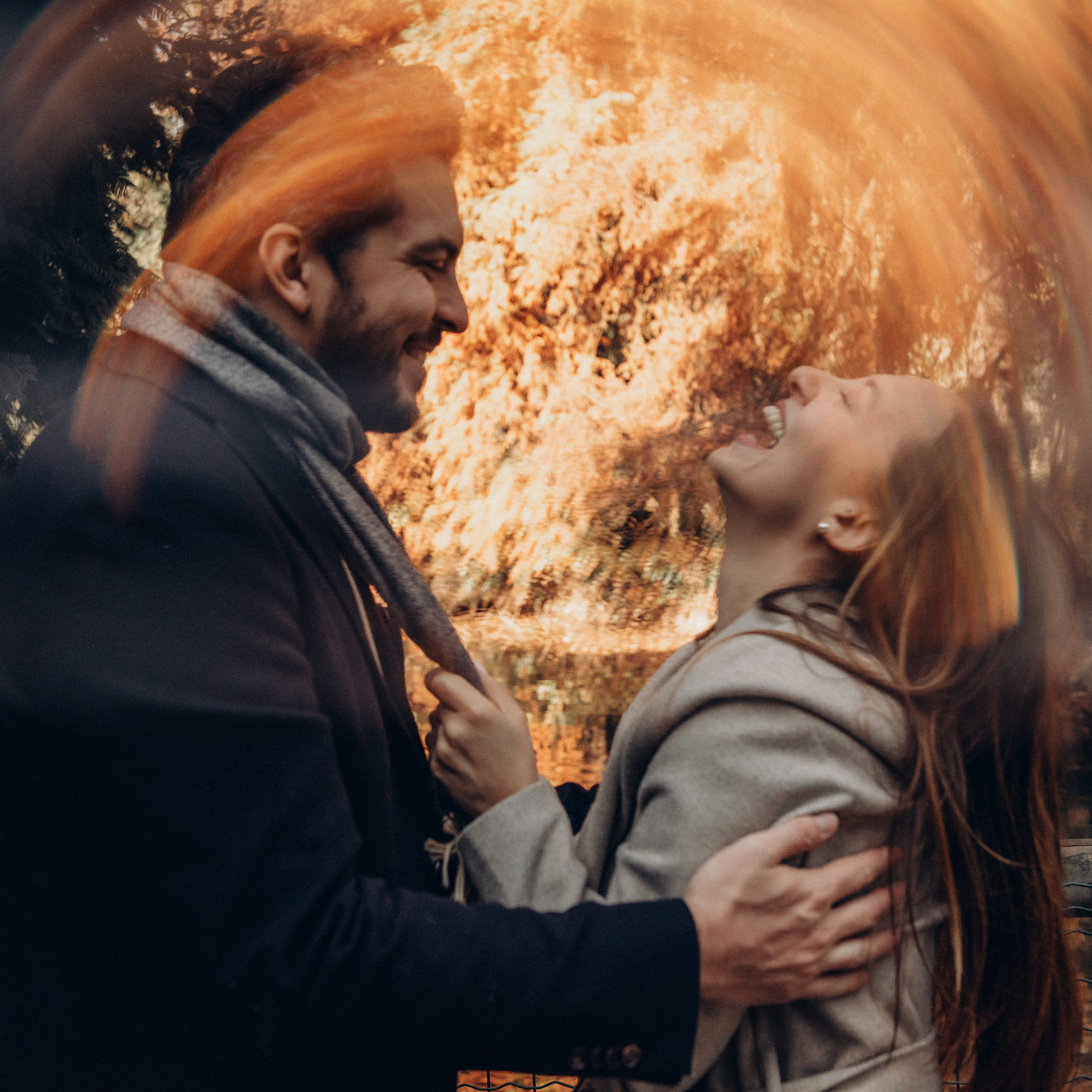 Joyful Couple Photoshoot in Autumn Light — Natural Laughter and Warm Tones. A candid and joyful couple moment captured in golden autumn light. The laughter, the warmth, and the cinematic glow create a sense of connection and authenticity — perfect inspiration for lifestyle and love story photography. Love story in Milan. Couple in Honeymoon. Love forever Milan. Photographer in Milan. Couple photographer in Milan. Proposal photoshoot Milan autumn couple photoshoot, candid couple photography, joyful love story, cinematic warm tones, golden hour portrait, authentic couple session, natural laughter photos, emotional storytelling photography, lifestyle couple shoot, romantic fall photography