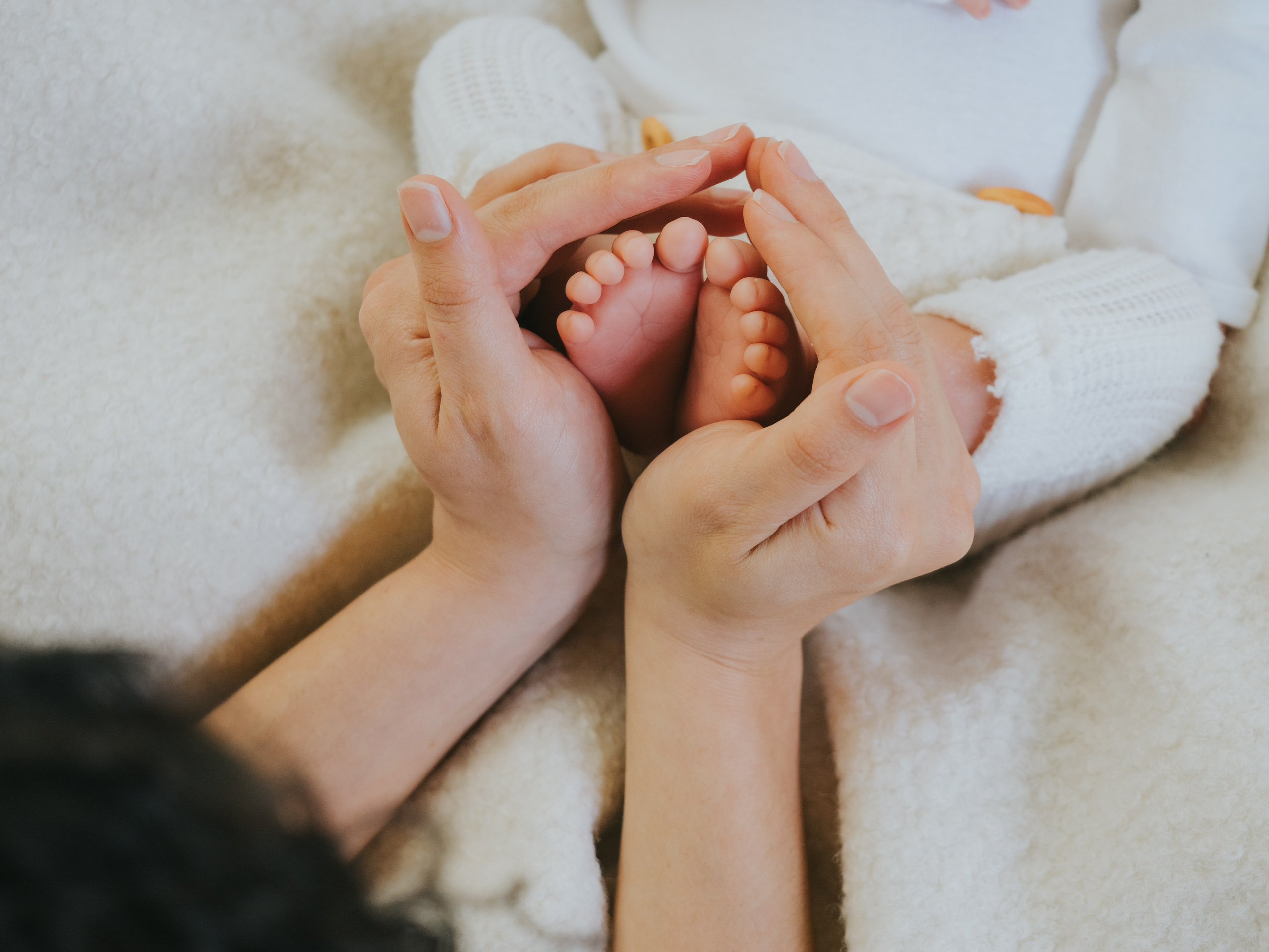 Newborn. Mimosa Studios — Motherhood & Family Photographer in Montreal