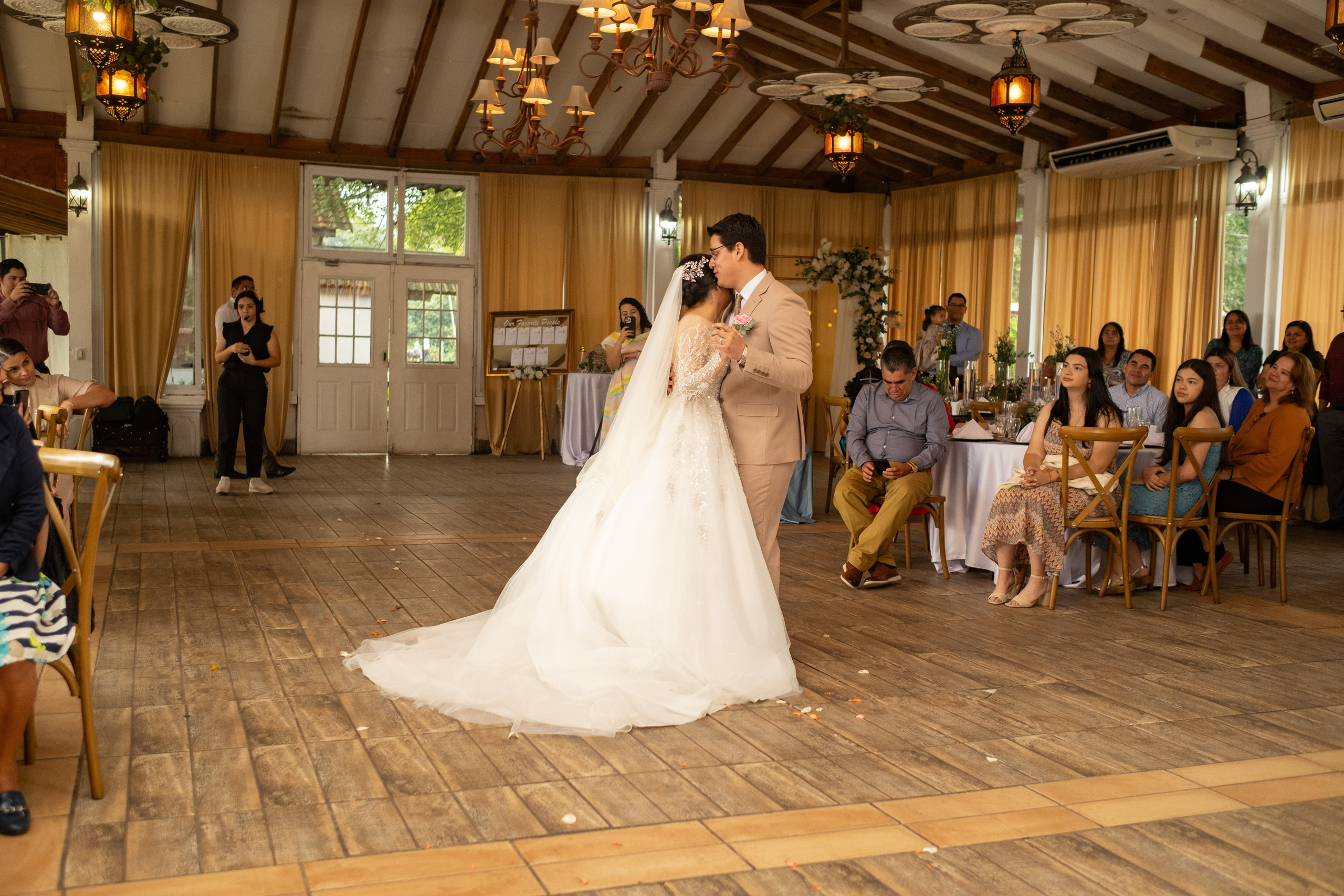 Abi & Gio. Daniel Brand | Fotografía de Bodas y Comercial en Honduras