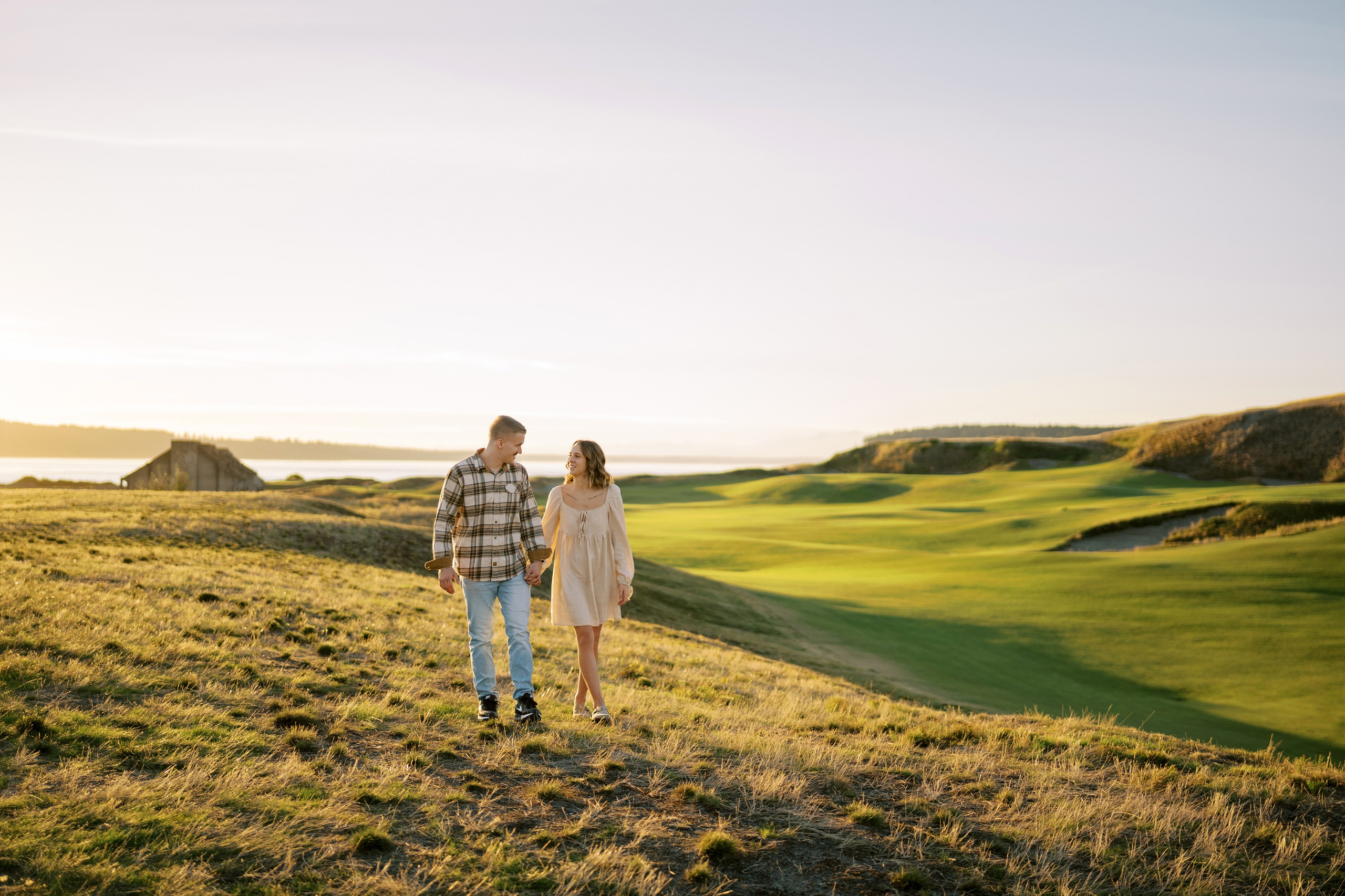 A story of incredible love at sunset. September 2024. Tacoma, Chambers Bay Golf Course. EVAN ARISTOV WEDDING PHOTOGRAPHY — Seattle Wedding Photographer