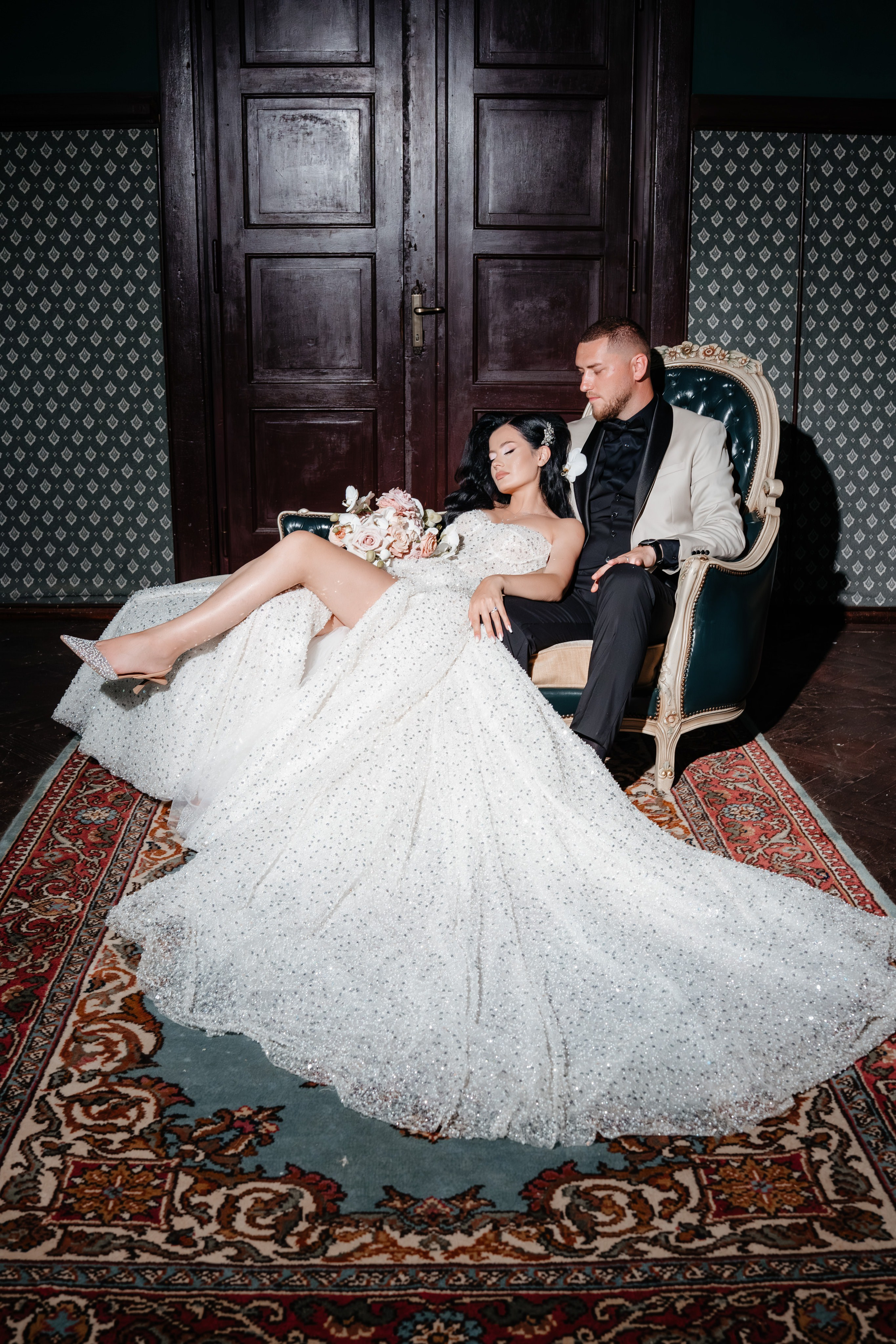 Catalina & Remus. Raw Studio. Fotograful tau de nunta!