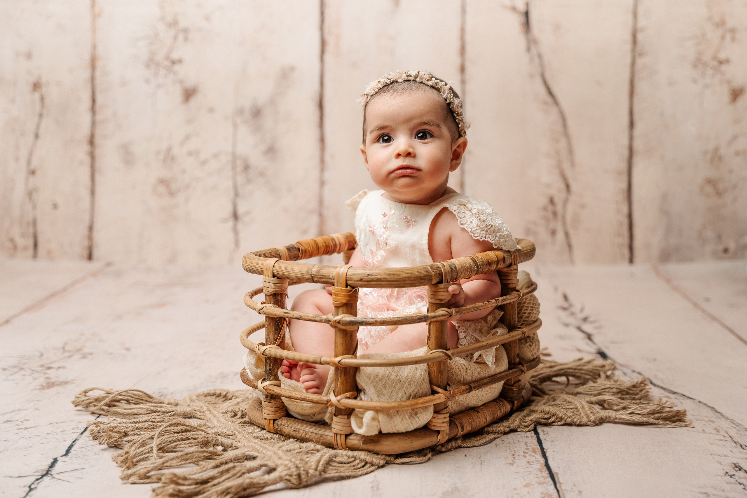 A studio milestone session for 5 months old baby Alejandra and her beautiful family❤️. Newborn and family photographer. Hills District. Sydney