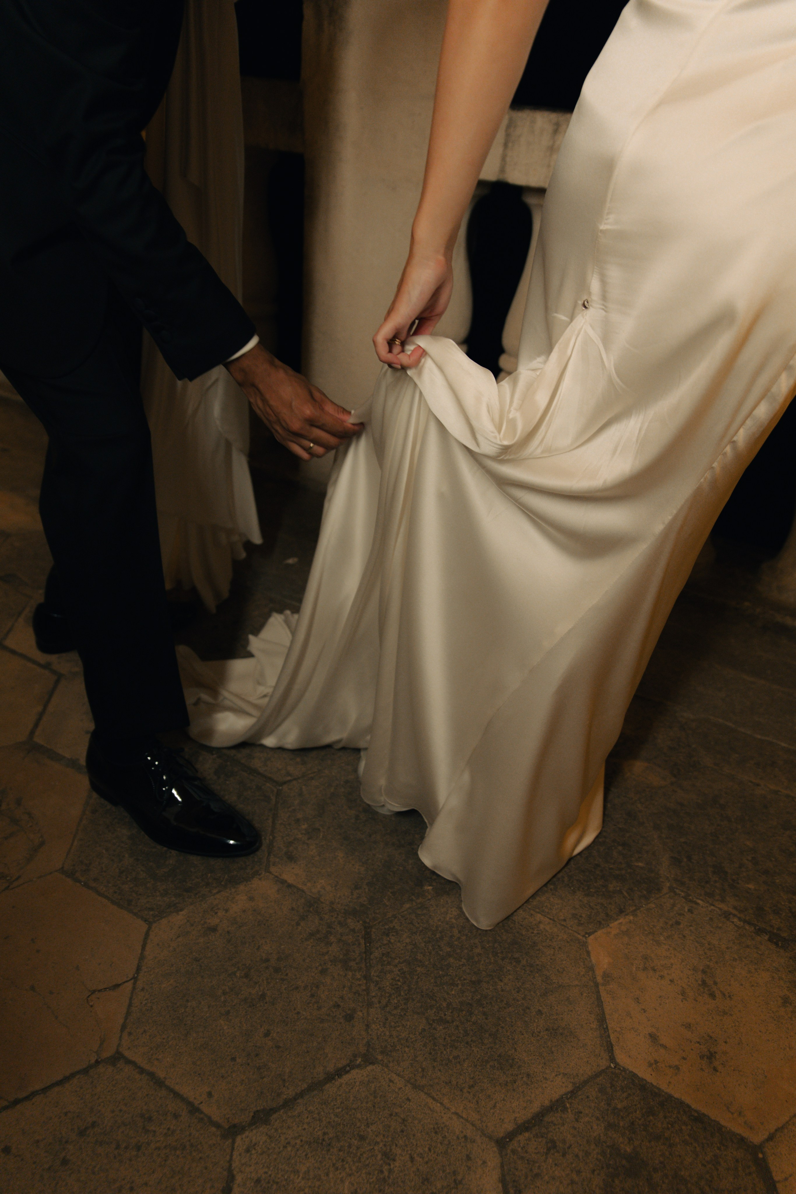 Elegant Castle Wedding in Austria | Alwin & Ruth’s Fairytale Celebration. Wedding photographer and videographer based in Timisoara, Romania