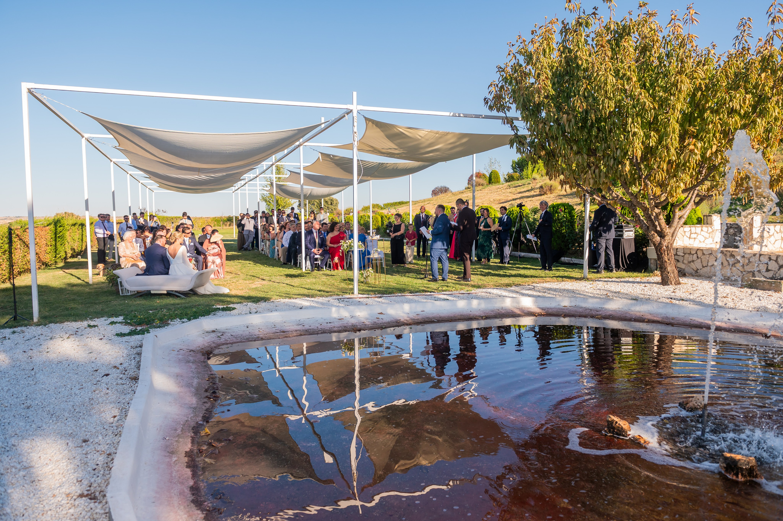 Aitor y Sandra. Boda en Finca Valdetrigos, Madrid. Fotógrafo de bodas en Valencia y toda España · Javier Poveda