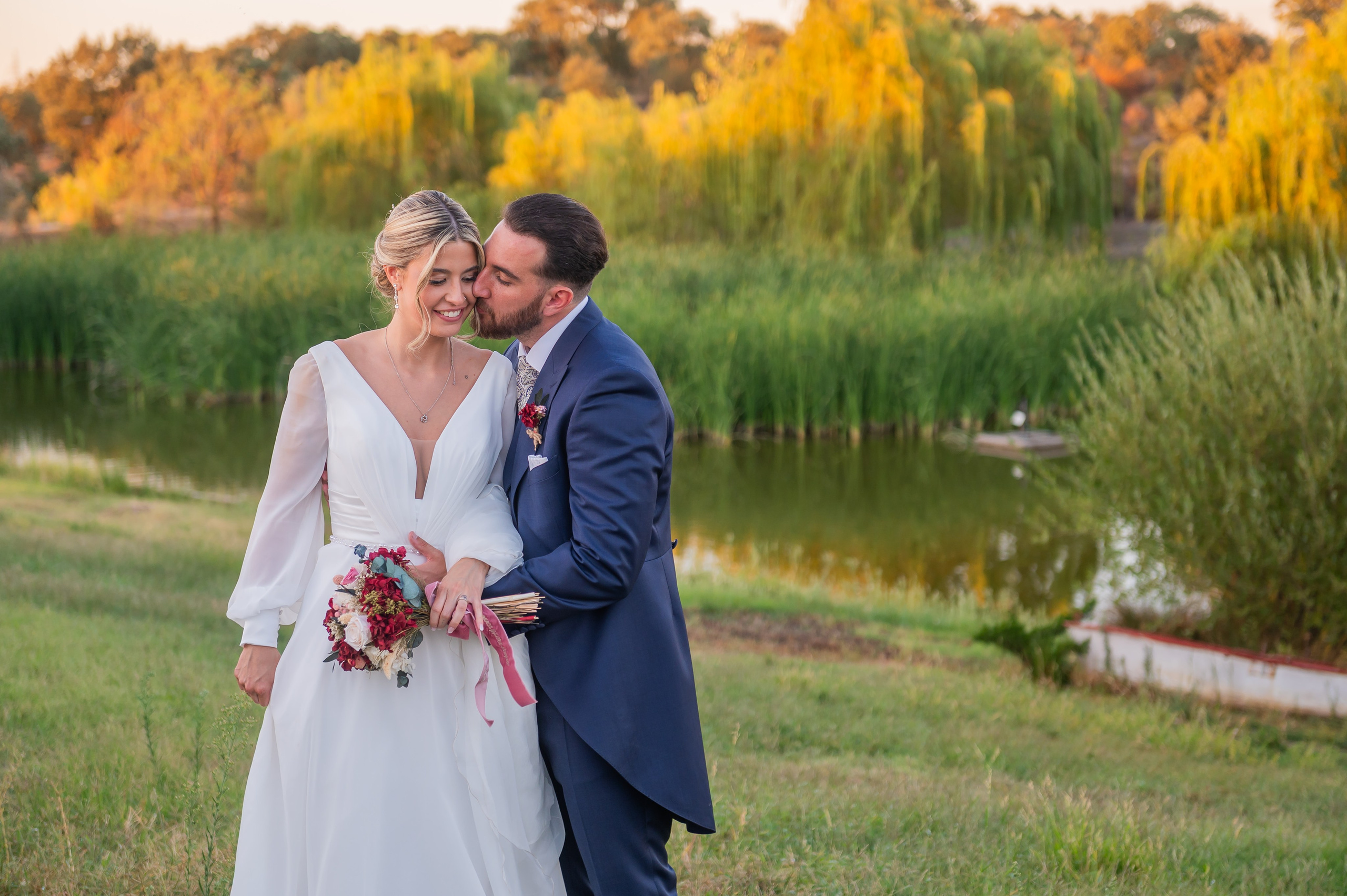 Aitor y Sandra. Boda en Finca Valdetrigos, Madrid. Fotógrafo de bodas en Valencia y toda España · Javier Poveda