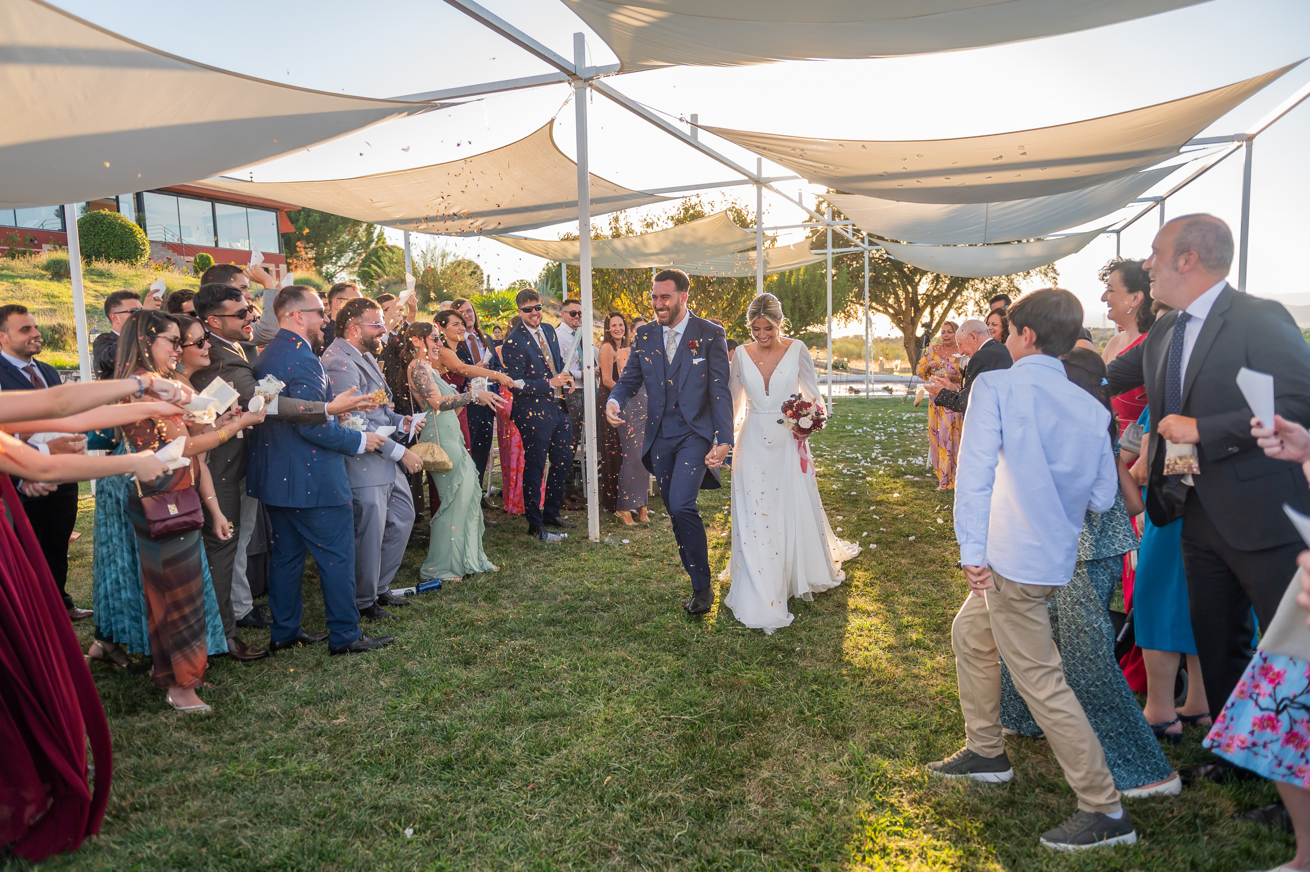 Aitor y Sandra. Boda en Finca Valdetrigos, Madrid. Fotógrafo de bodas en Valencia y toda España · Javier Poveda