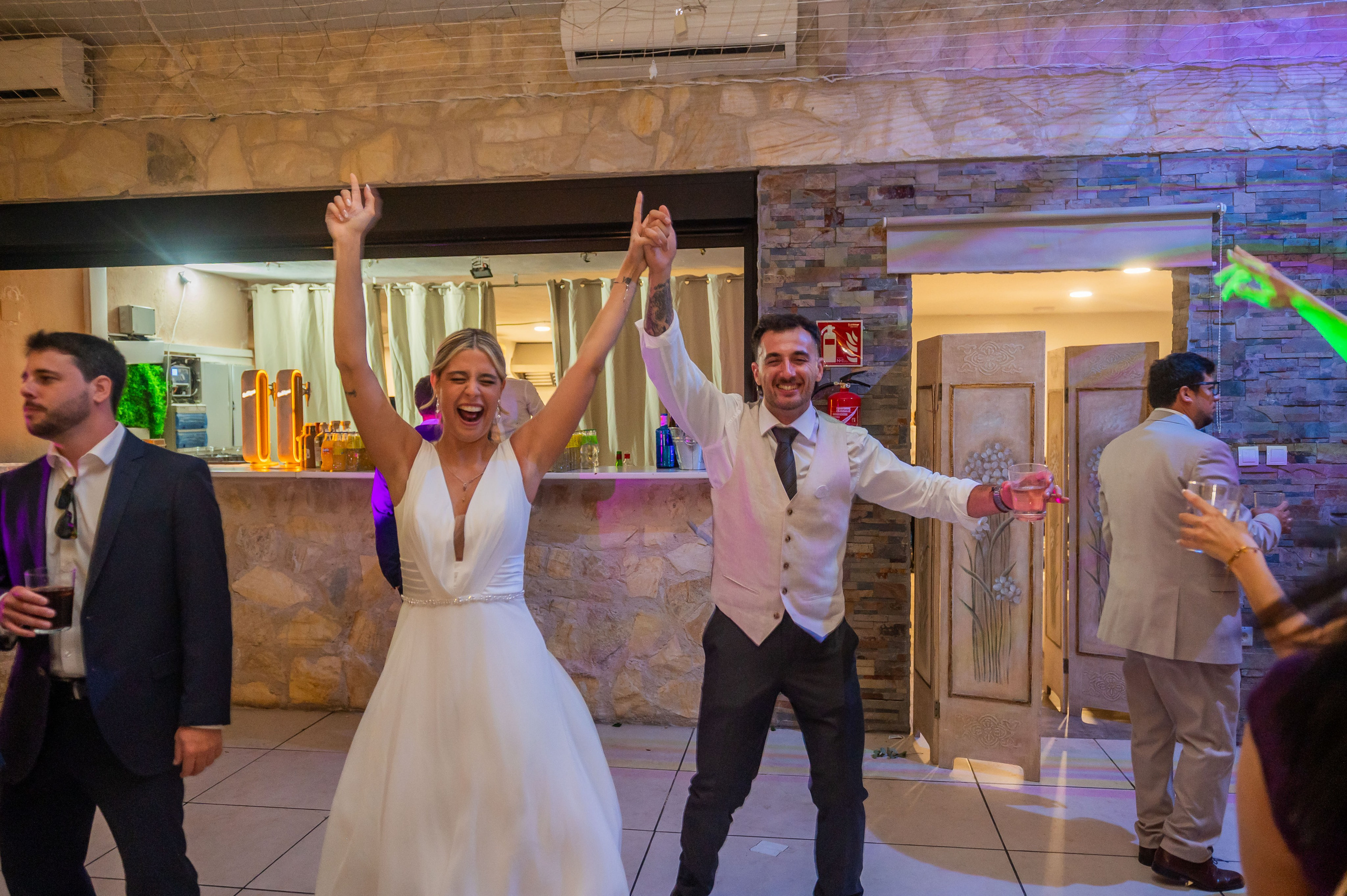 Aitor y Sandra. Boda en Finca Valdetrigos, Madrid. Fotógrafo de bodas en Valencia y toda España · Javier Poveda