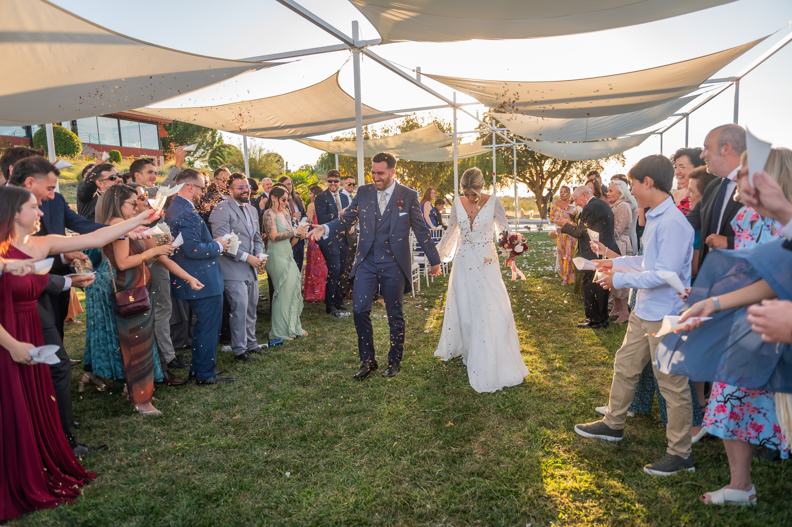 Aitor y Sandra. Boda en Finca Valdetrigos, Madrid. Fotógrafo de bodas en Valencia y toda España · Javier Poveda