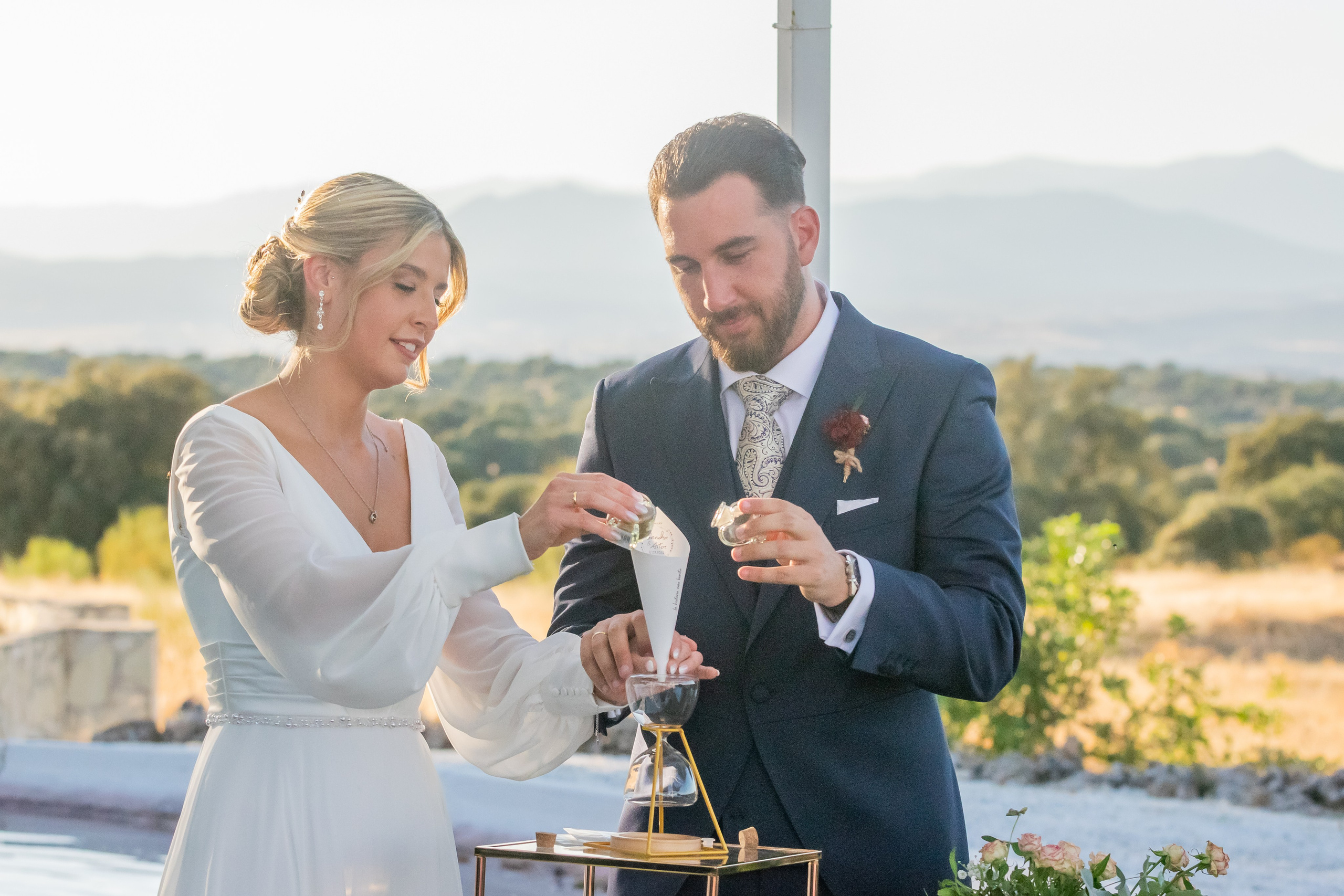 Aitor y Sandra. Boda en Finca Valdetrigos, Madrid. Fotógrafo de bodas en Valencia y toda España · Javier Poveda
