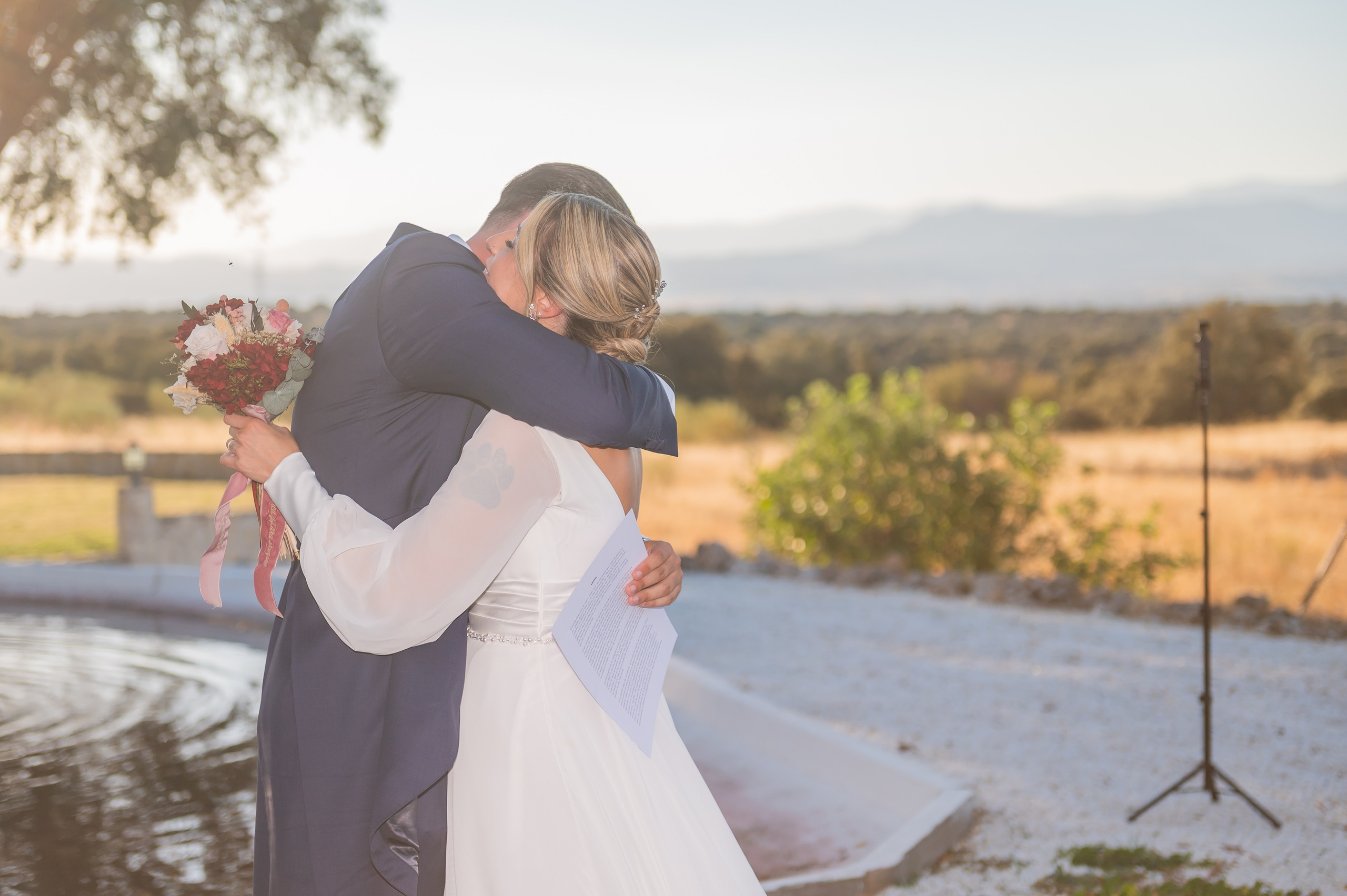 Aitor y Sandra. Boda en Finca Valdetrigos, Madrid. Fotógrafo de bodas en Valencia y toda España · Javier Poveda