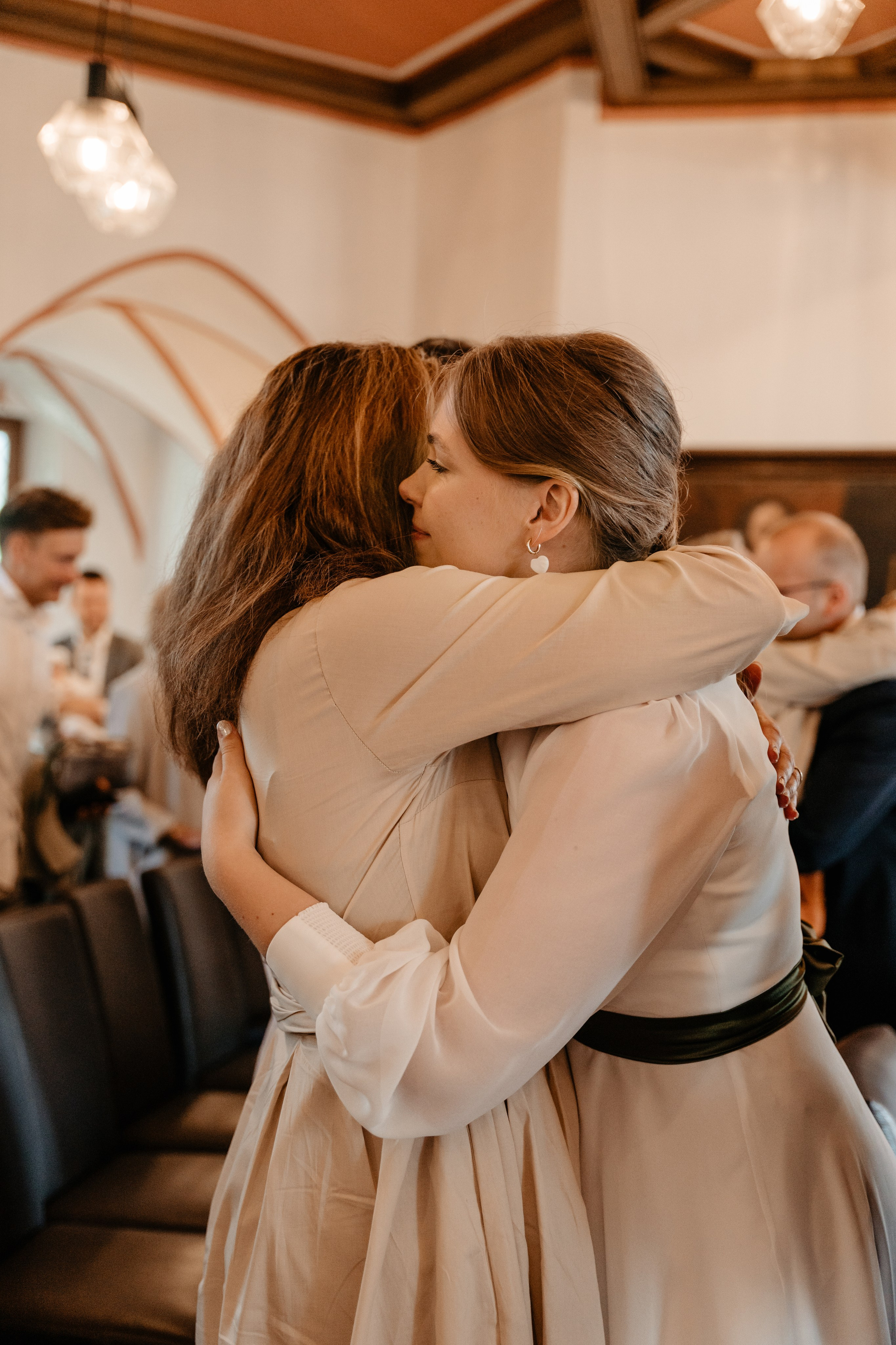 Romantische Hochzeitsfotos in Wiesbaden. Fotografin in Hanau|Frankfurt|Mainz|Iryna Korenkova