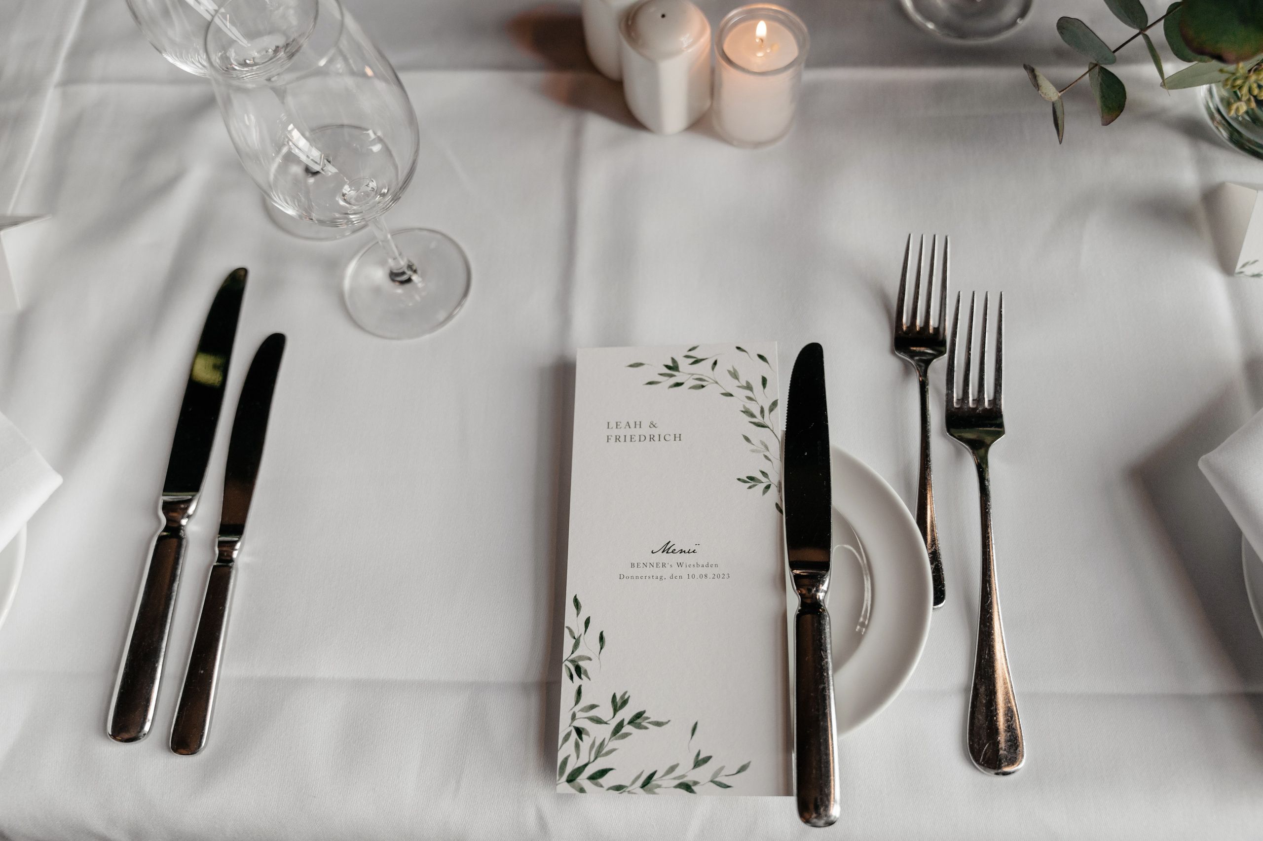 Romantische Hochzeitsfotos in Wiesbaden. Fotografin in Hanau|Frankfurt|Mainz|Iryna Korenkova