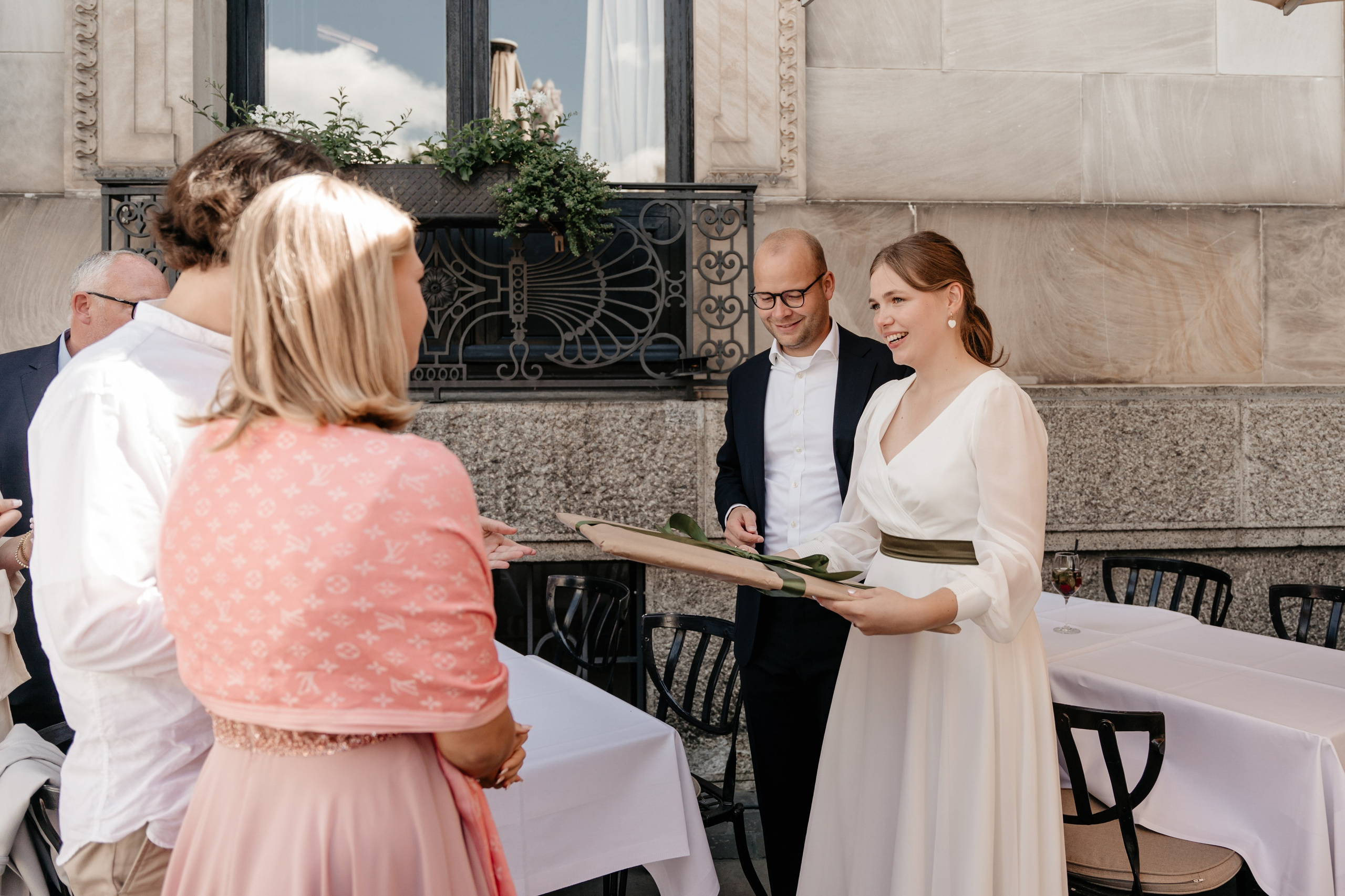 Romantische Hochzeitsfotos in Wiesbaden. Fotografin in Hanau|Frankfurt|Mainz|Iryna Korenkova